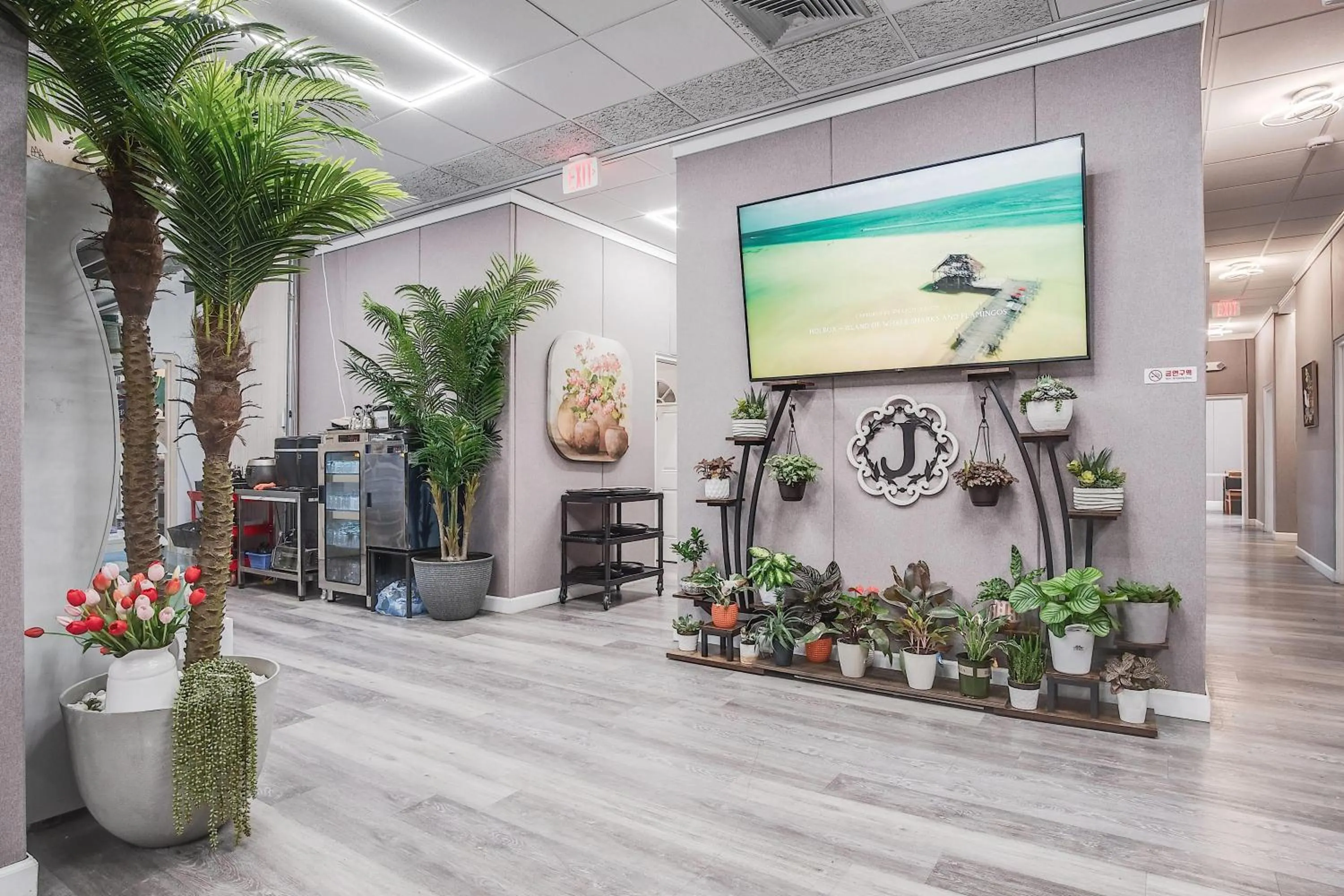 Lobby or reception in Cottonwood Suites Savannah Hotel & Conference Center