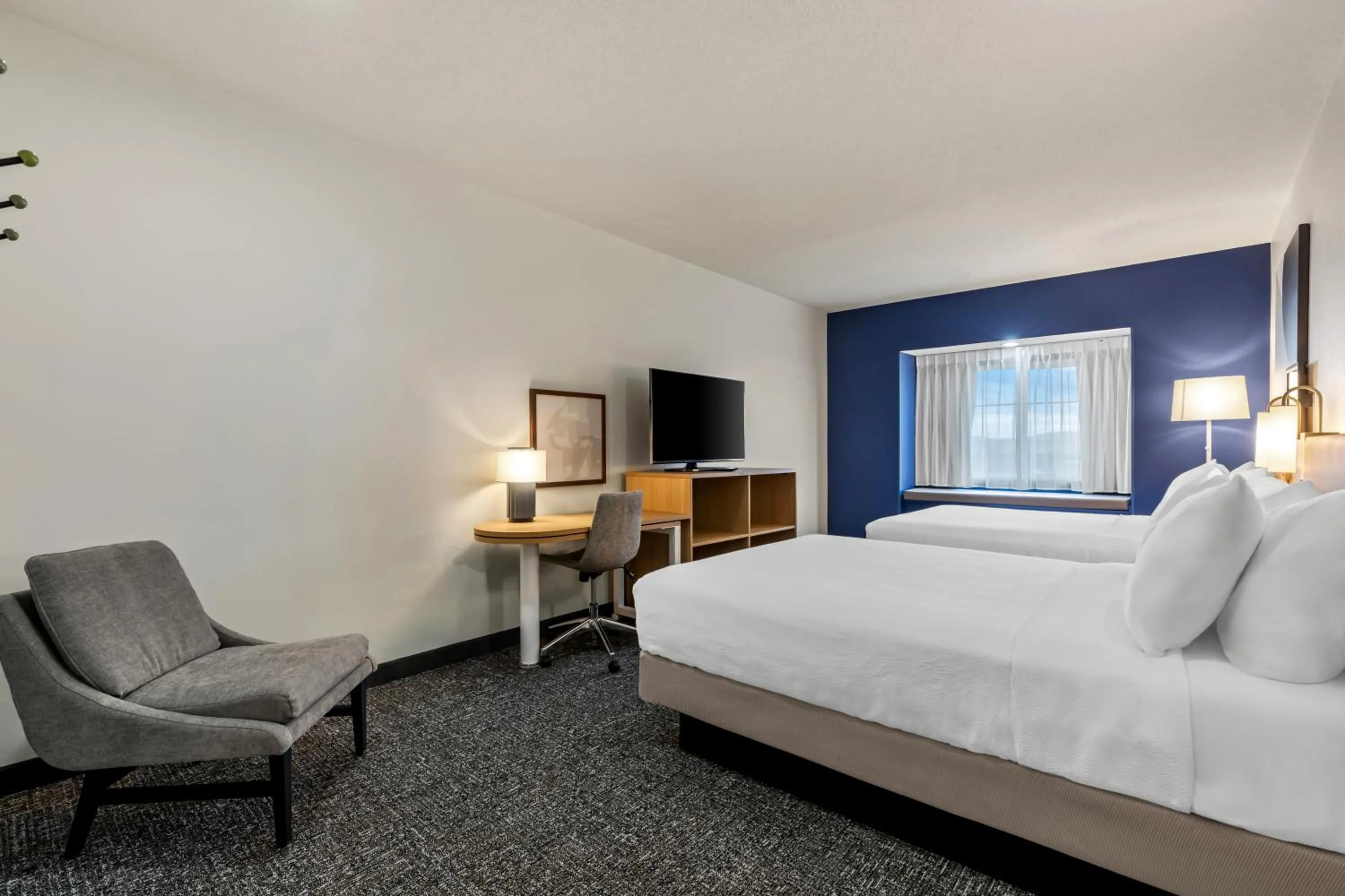 Bed in Spark by Hilton Wilkes Barre