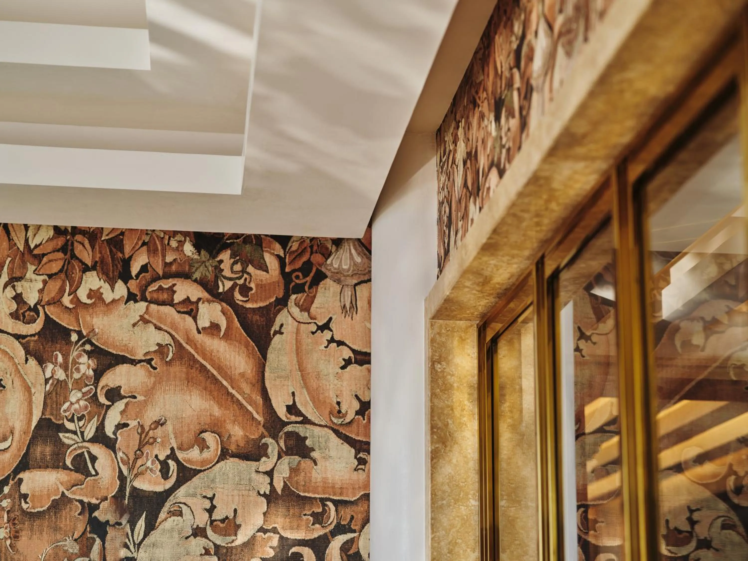 Living room in The Lana - Dorchester Collection