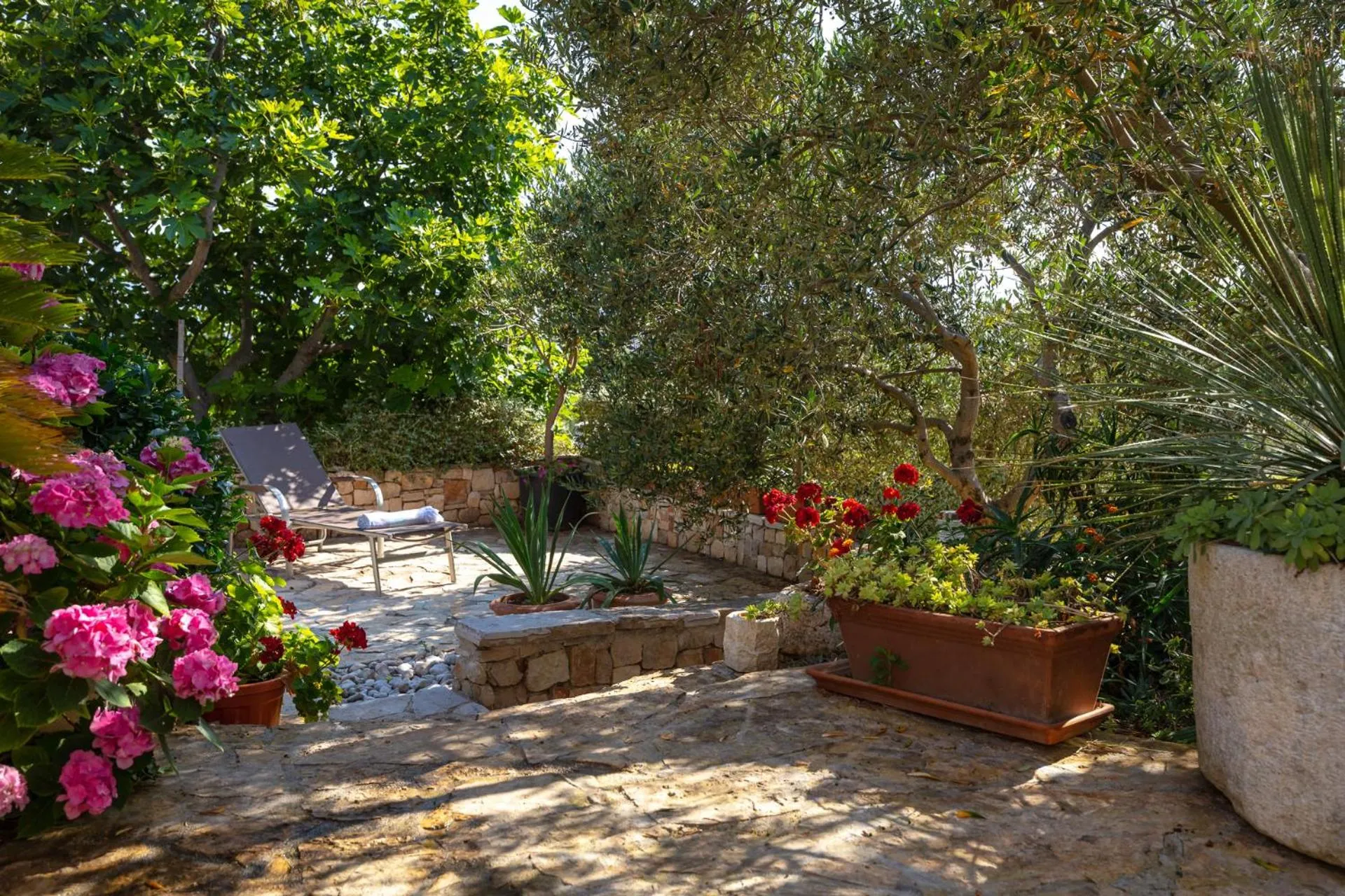 Patio in Holiday Home Lukrecia, for 9, private pool, free parking, 450 m from the beach