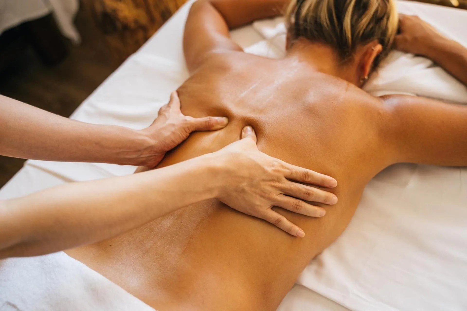 Massage in Kingfisher Creek Safari Cottages