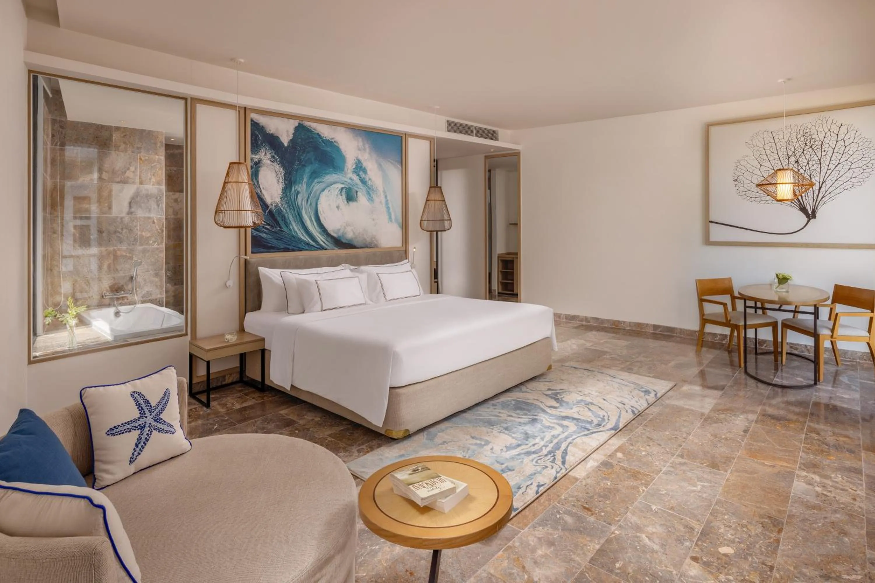 Bed in Melia Danang Beach Resort