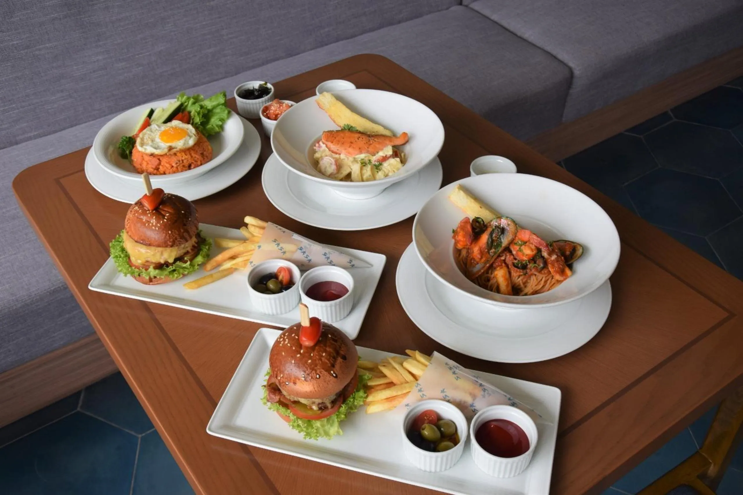 Food in Melia Danang Beach Resort