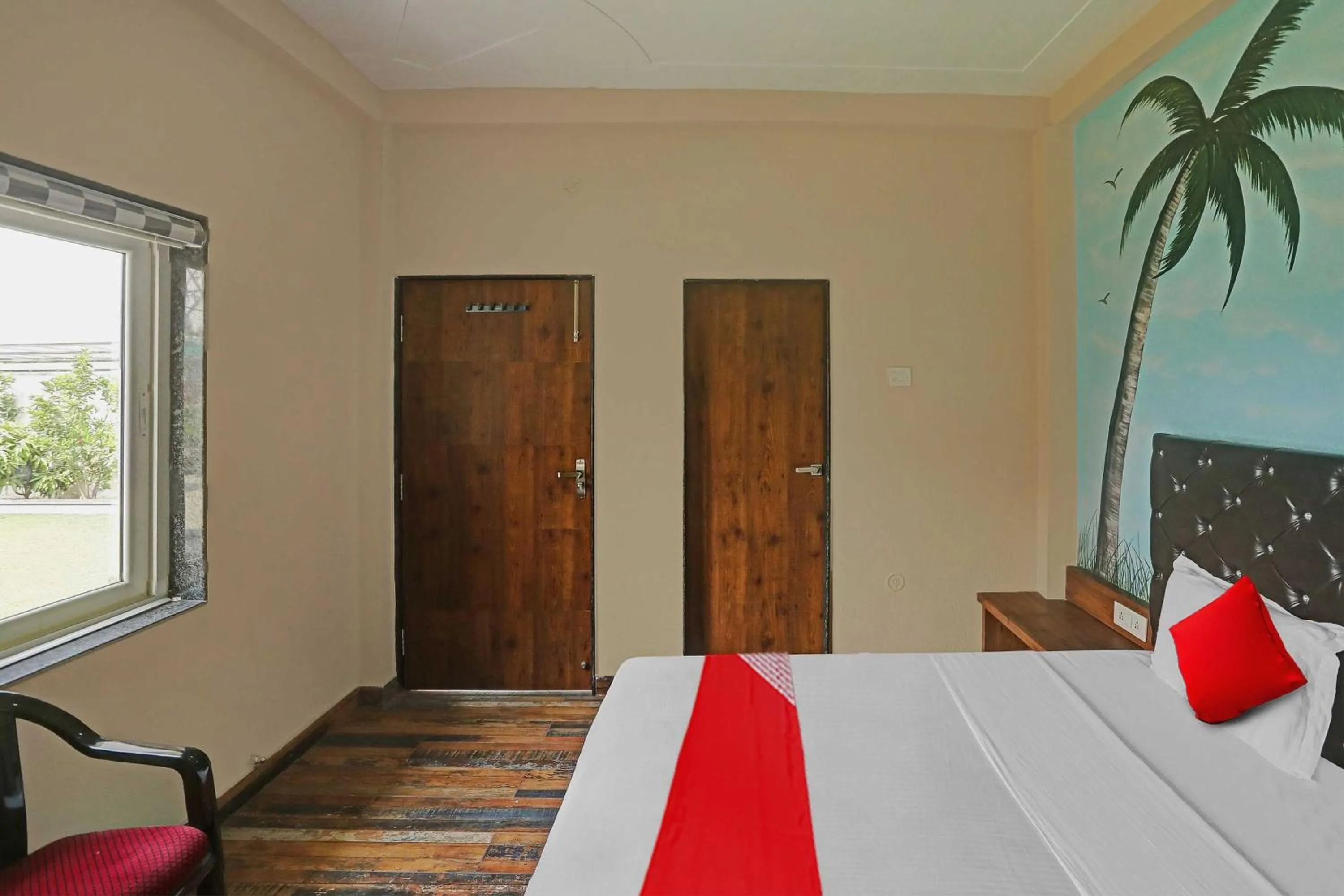 Bedroom, Bed in Hotel O MH Inn