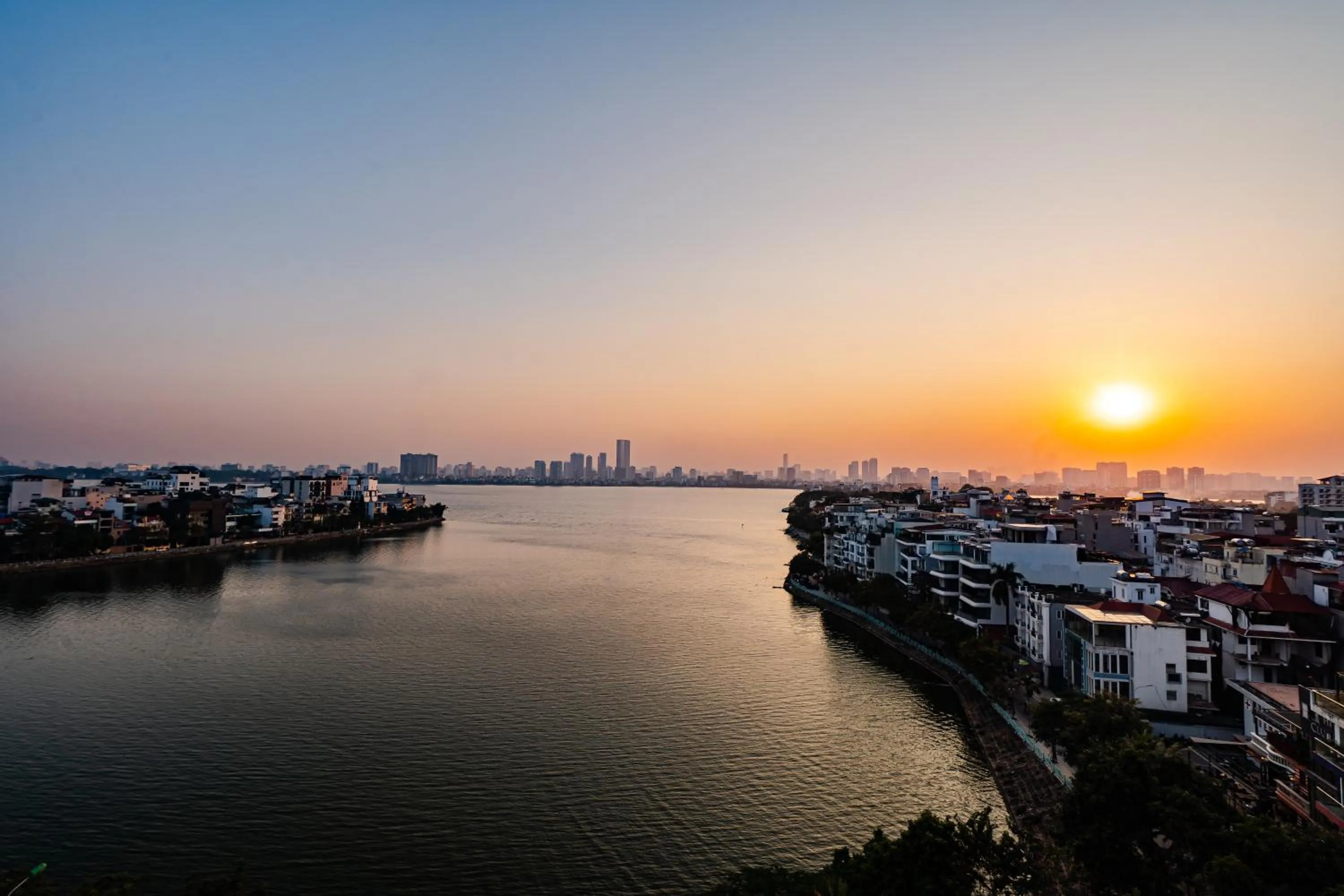 Lake view in Wild Lotus Hotel Apartment 2