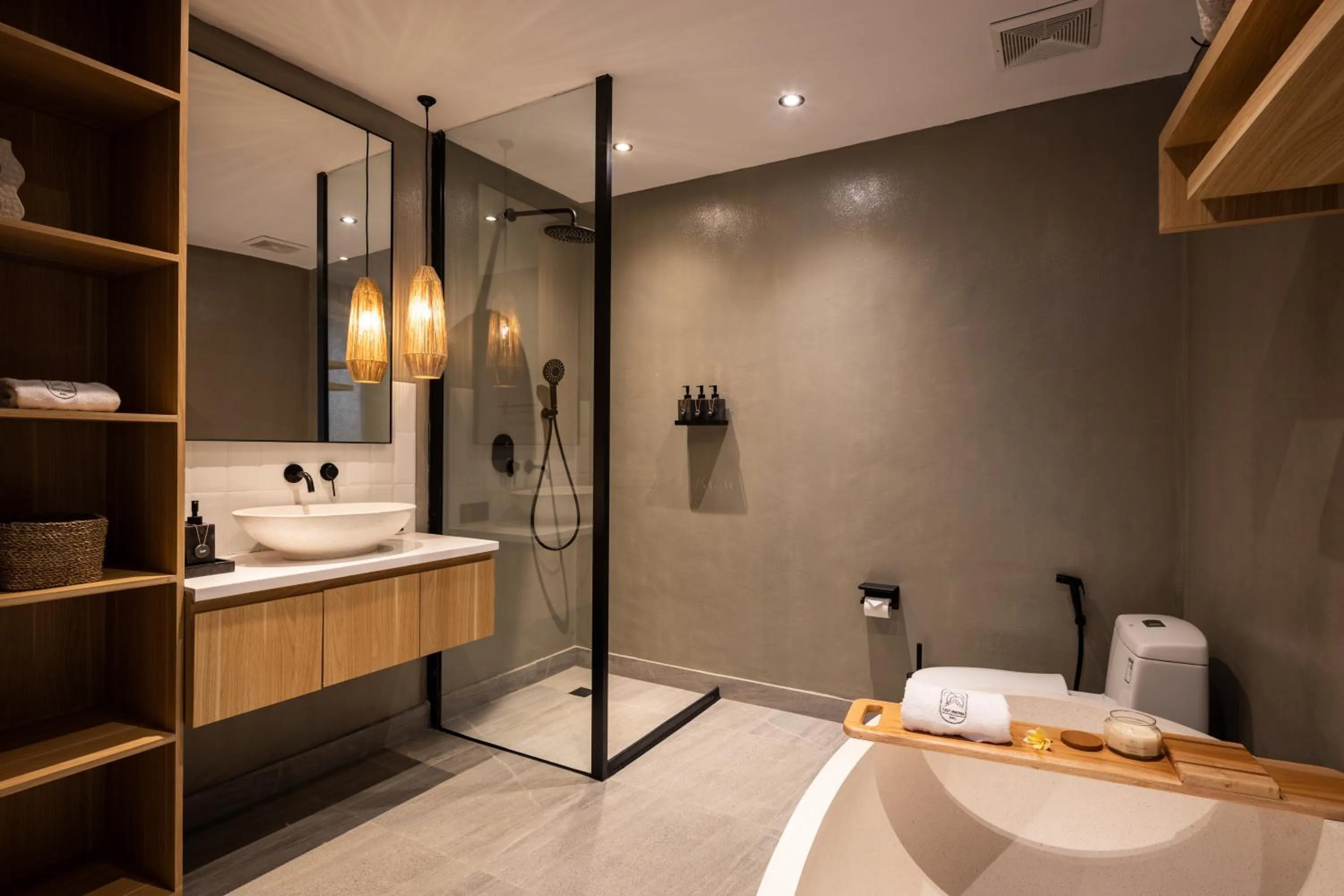 Shower in Ananda Villa by Betterplace