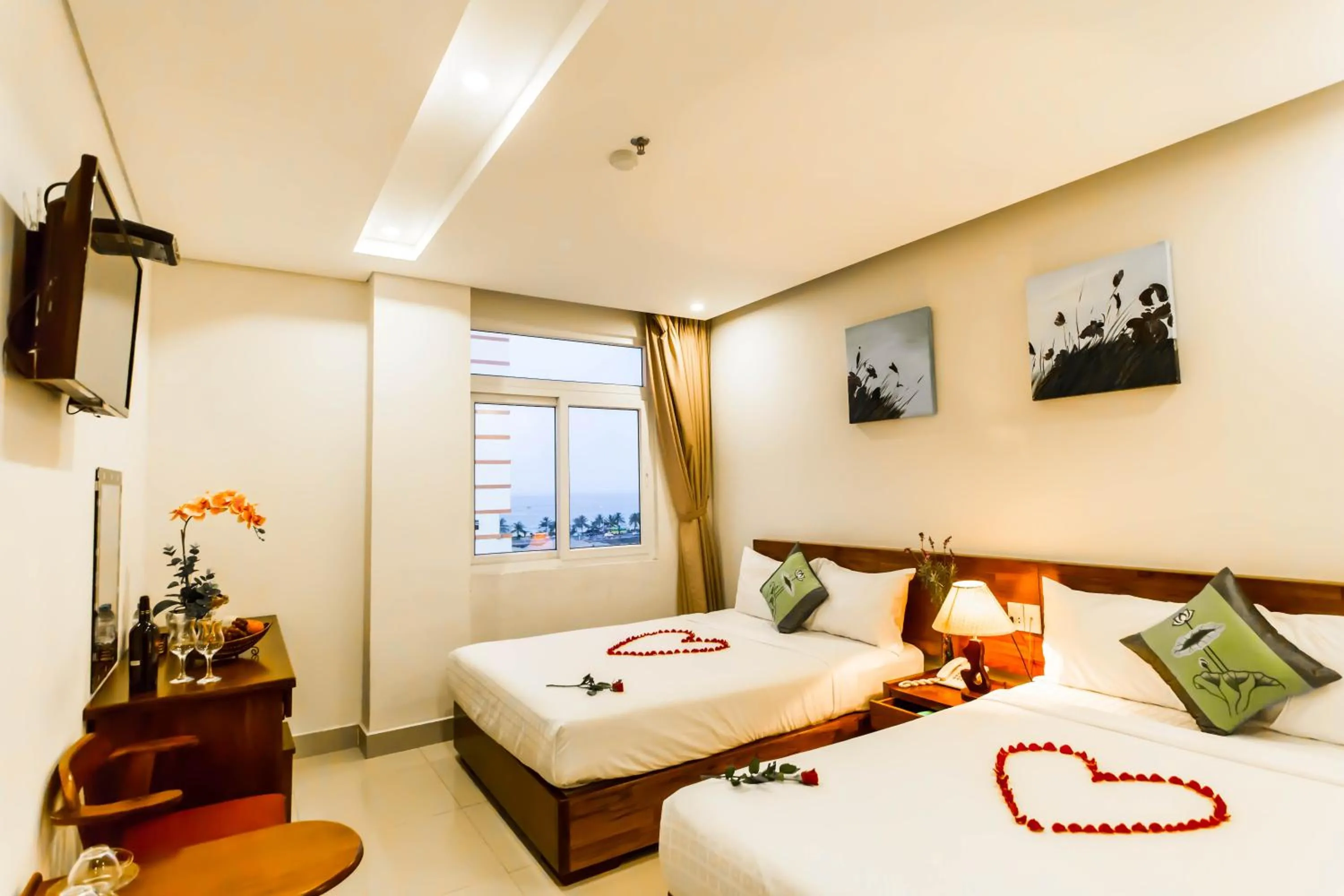 TV and multimedia, Bed in Kiên Cường 2 Hotel