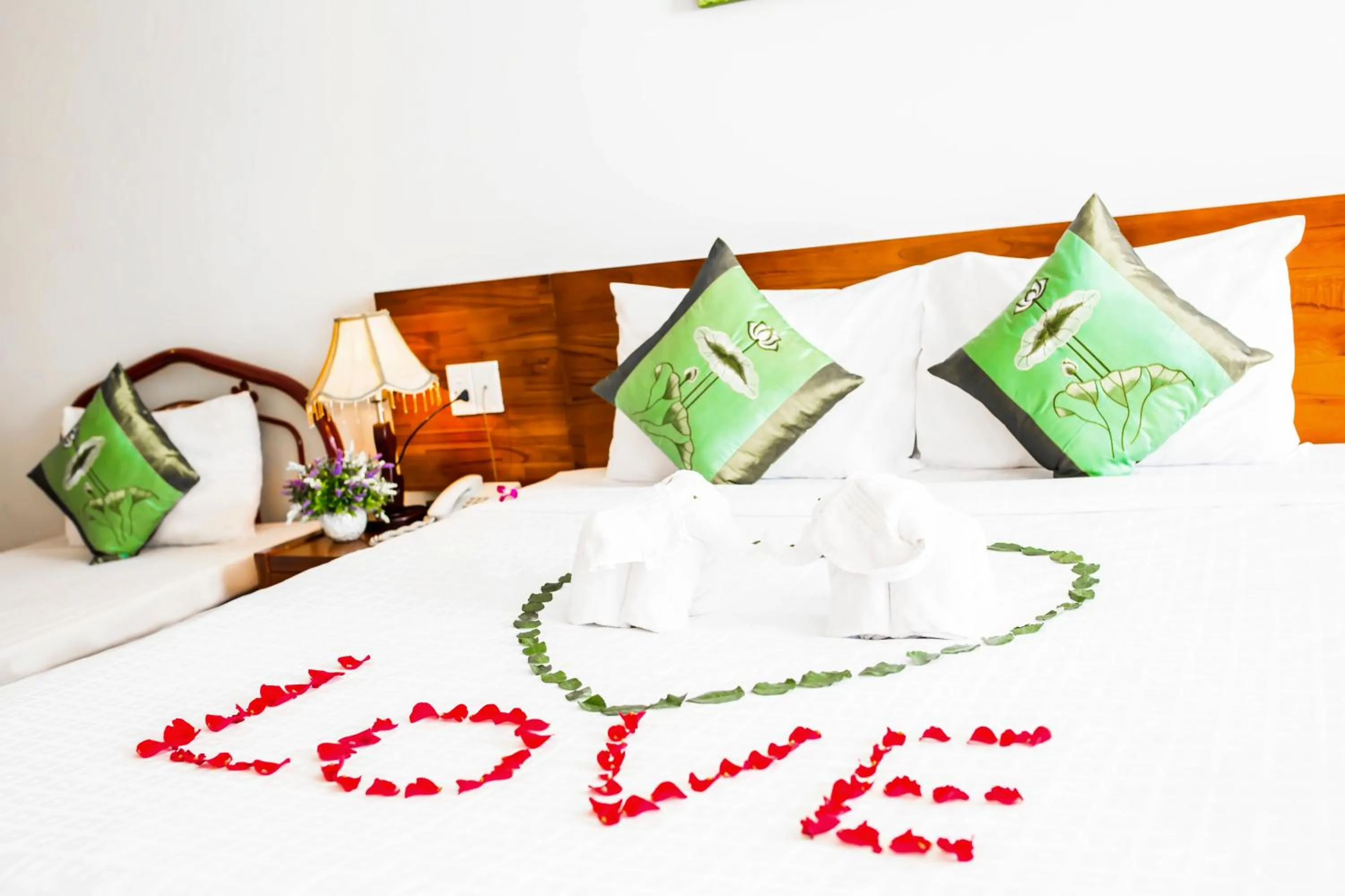 Bedroom, Bed in Kiên Cường 2 Hotel