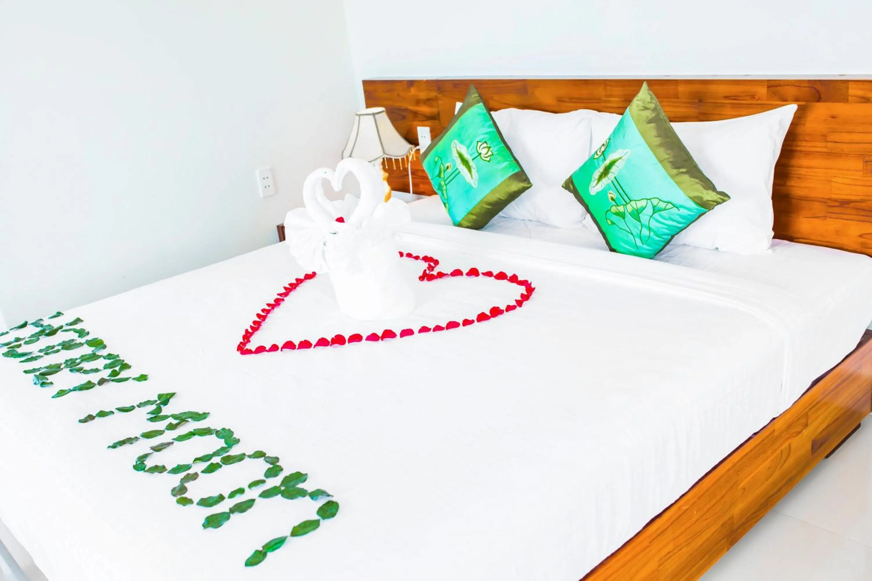 Bedroom, Bed in Kiên Cường 2 Hotel