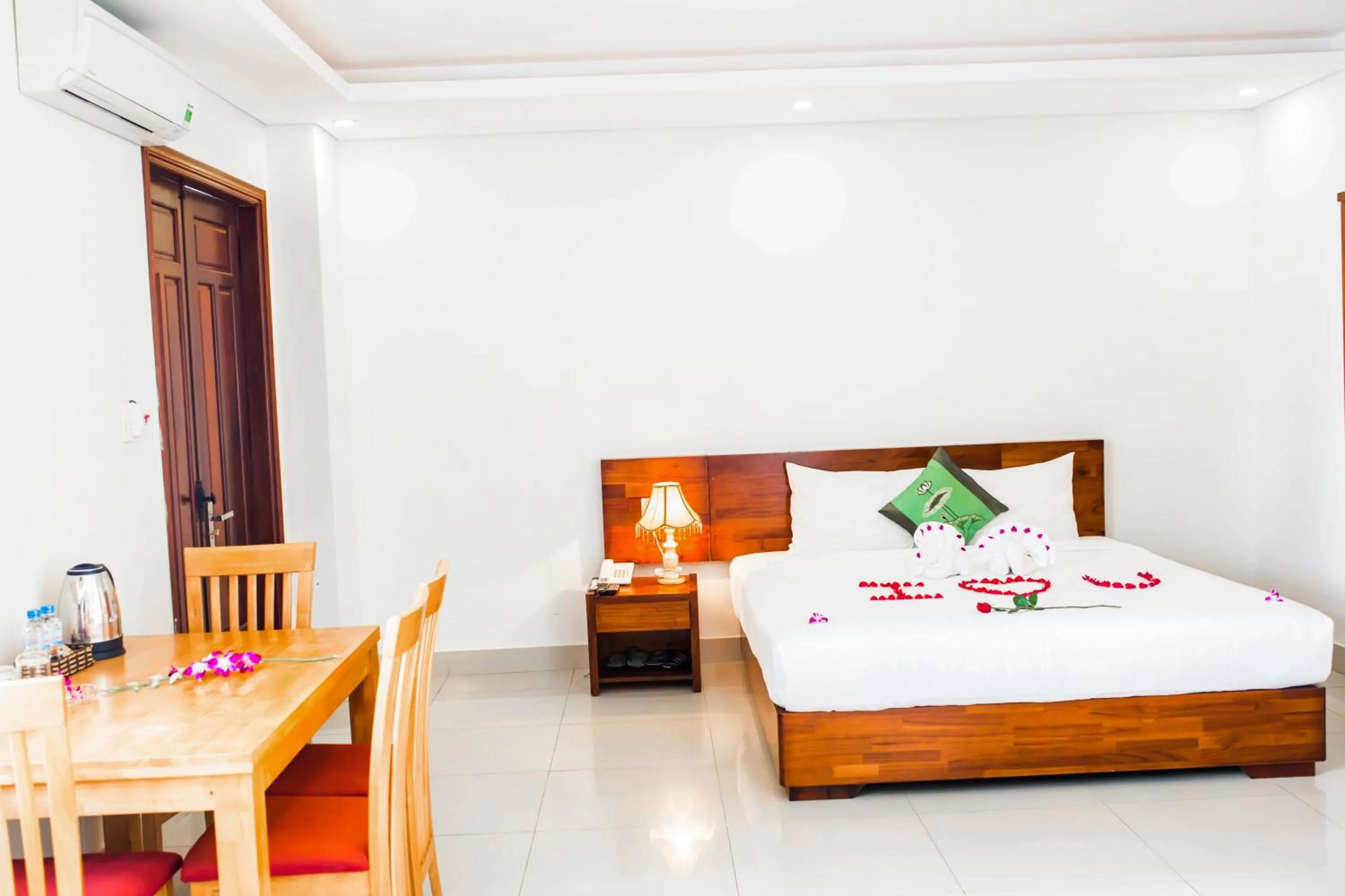 Photo of the whole room, Bed in Kiên Cường 2 Hotel