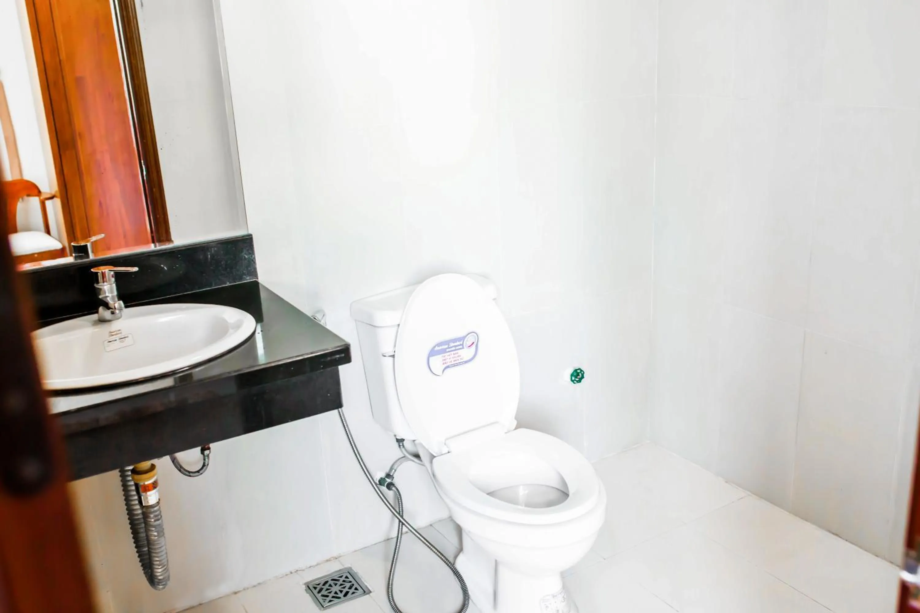 Bathroom in Kiên Cường 2 Hotel