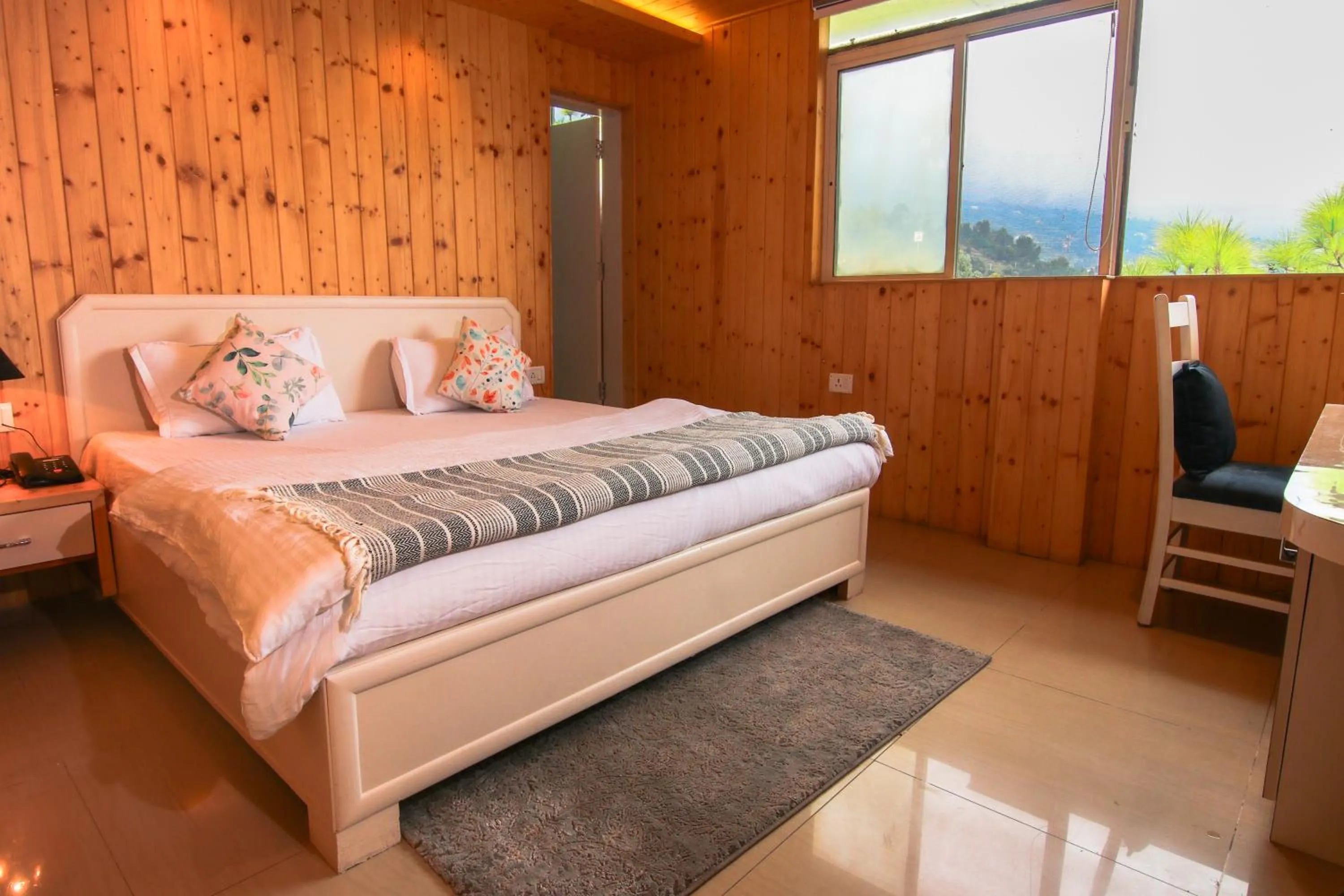 Mountain view, Bed in Kaffberry Cafe & Homestays