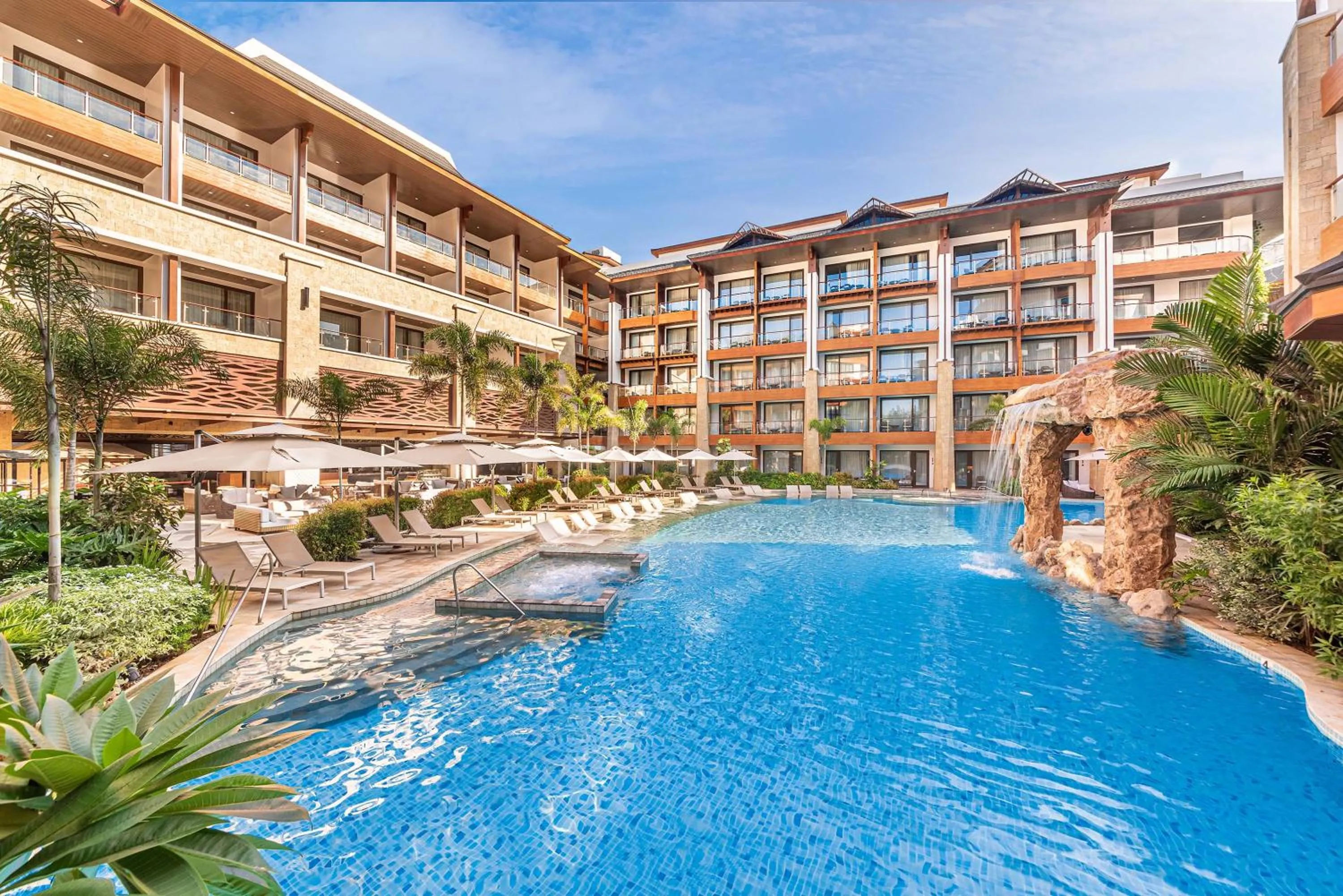 Mandarin Bay Resort and Spa