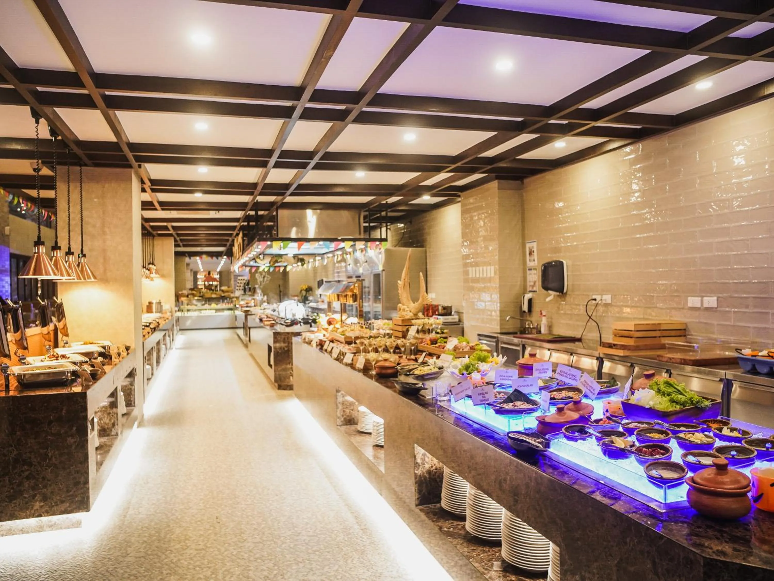 Restaurant/places to eat in Mandarin Bay Resort and Spa