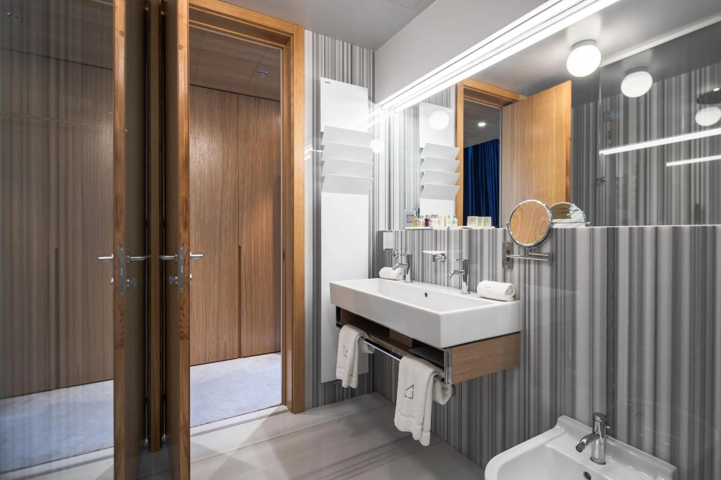 Bathroom in Met Boutique Hotel