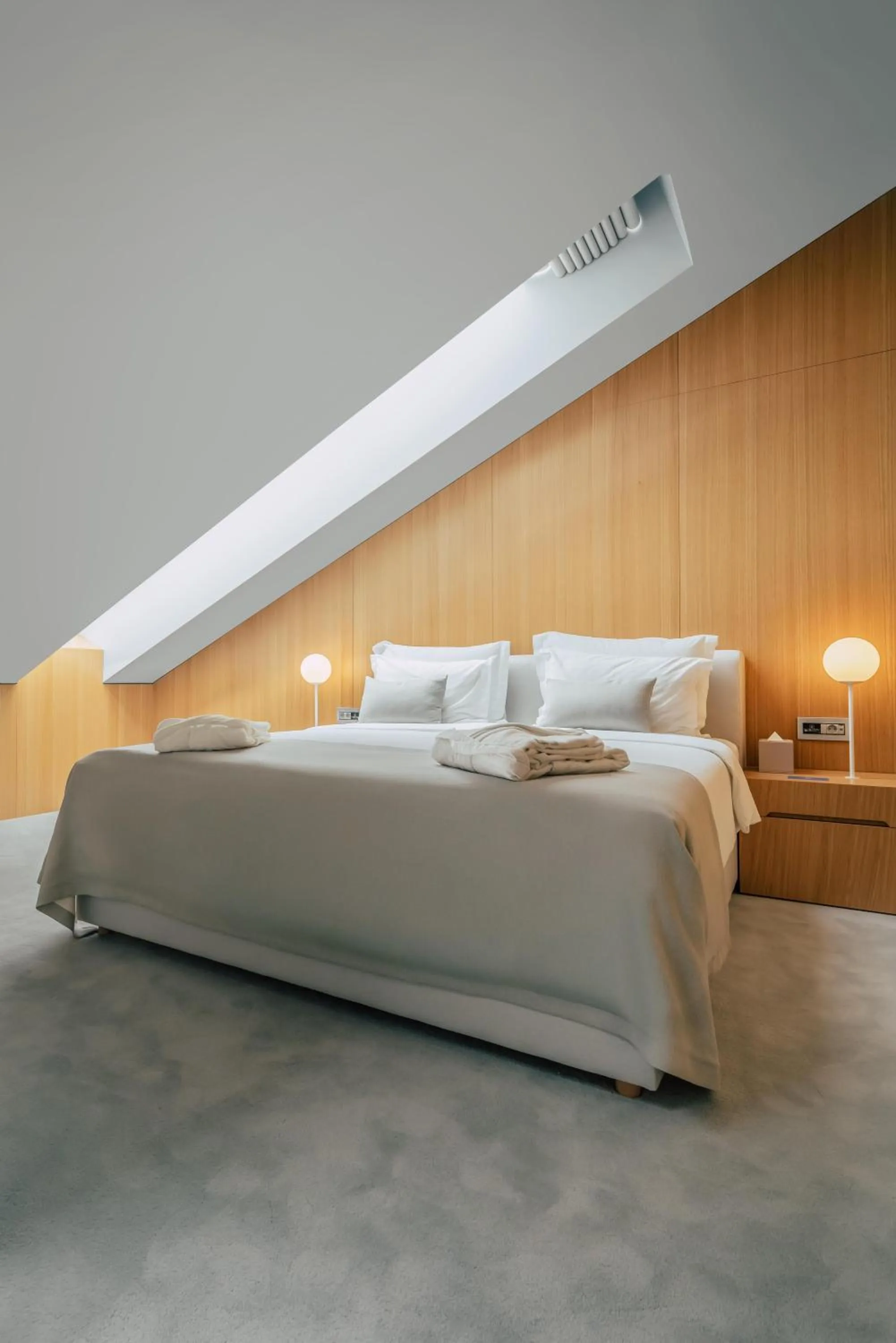 Bedroom, Bed in Met Boutique Hotel