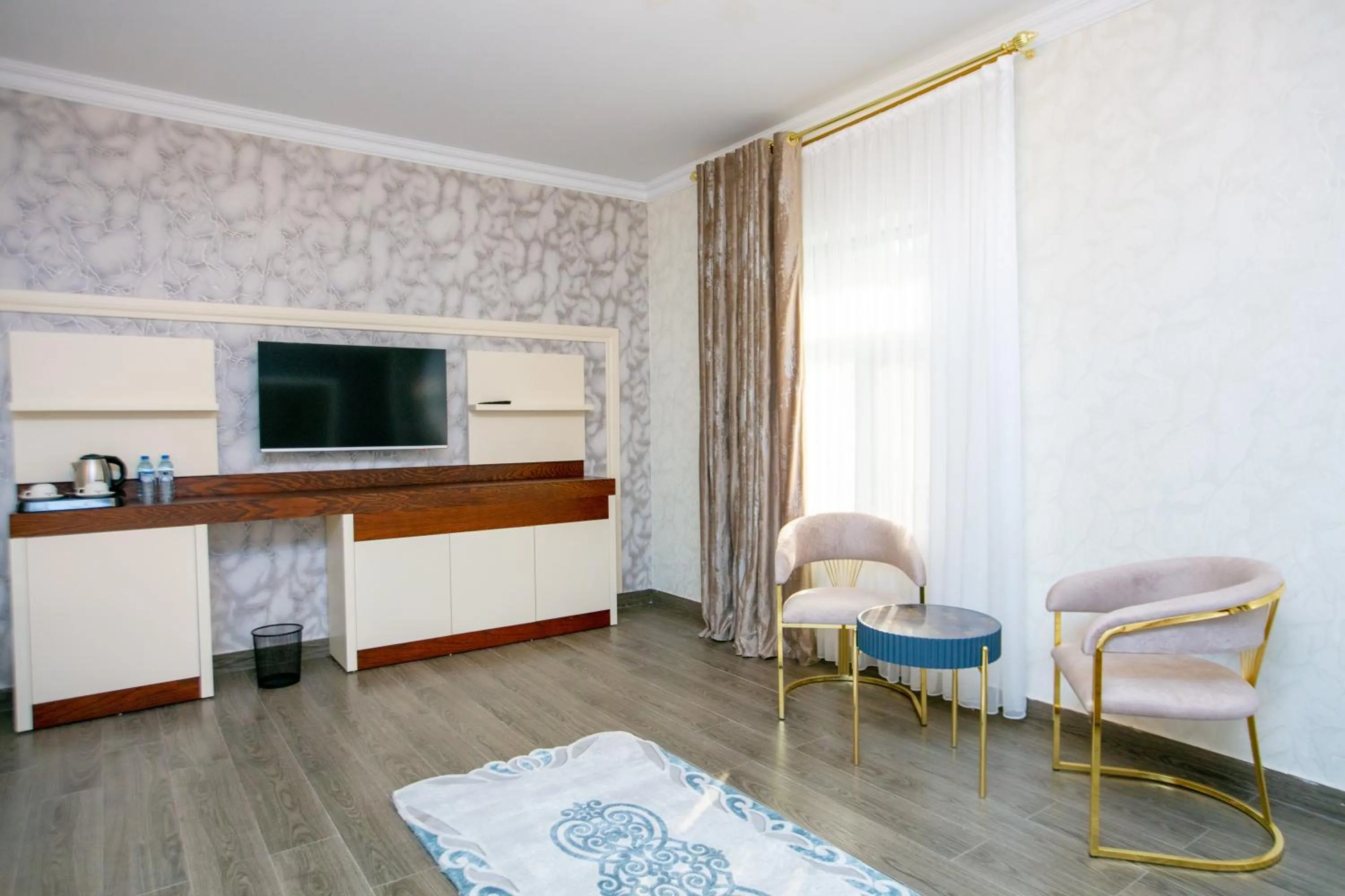 TV and multimedia in Nohur Hotel Gabala