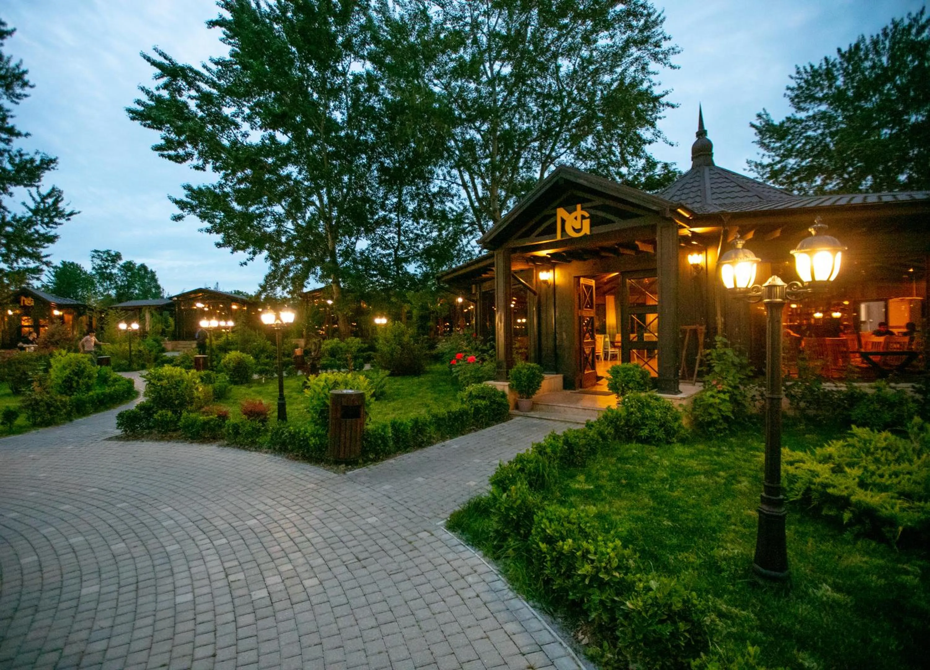 Restaurant/places to eat in Nohur Hotel Gabala