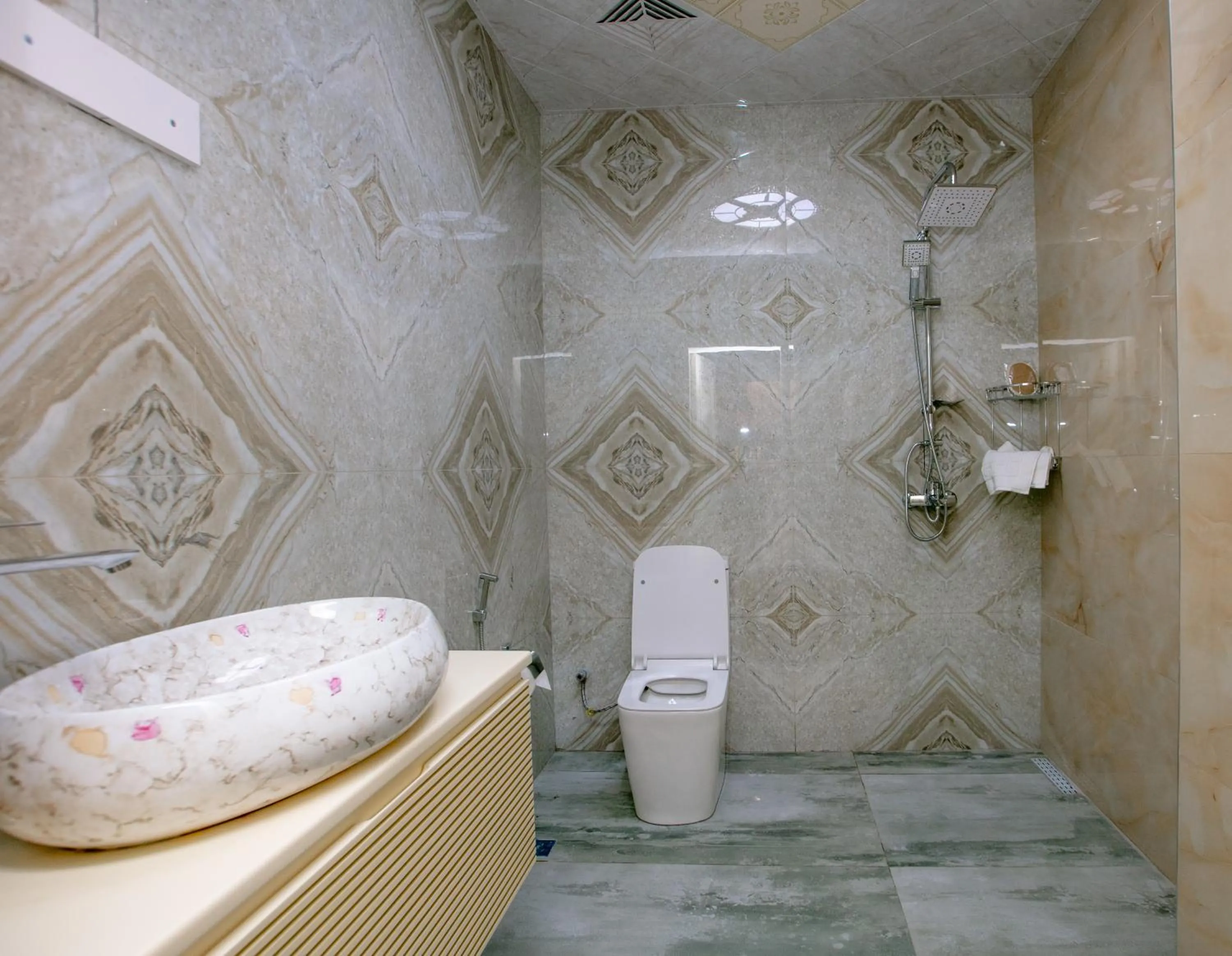 Bathroom in Nohur Hotel Gabala