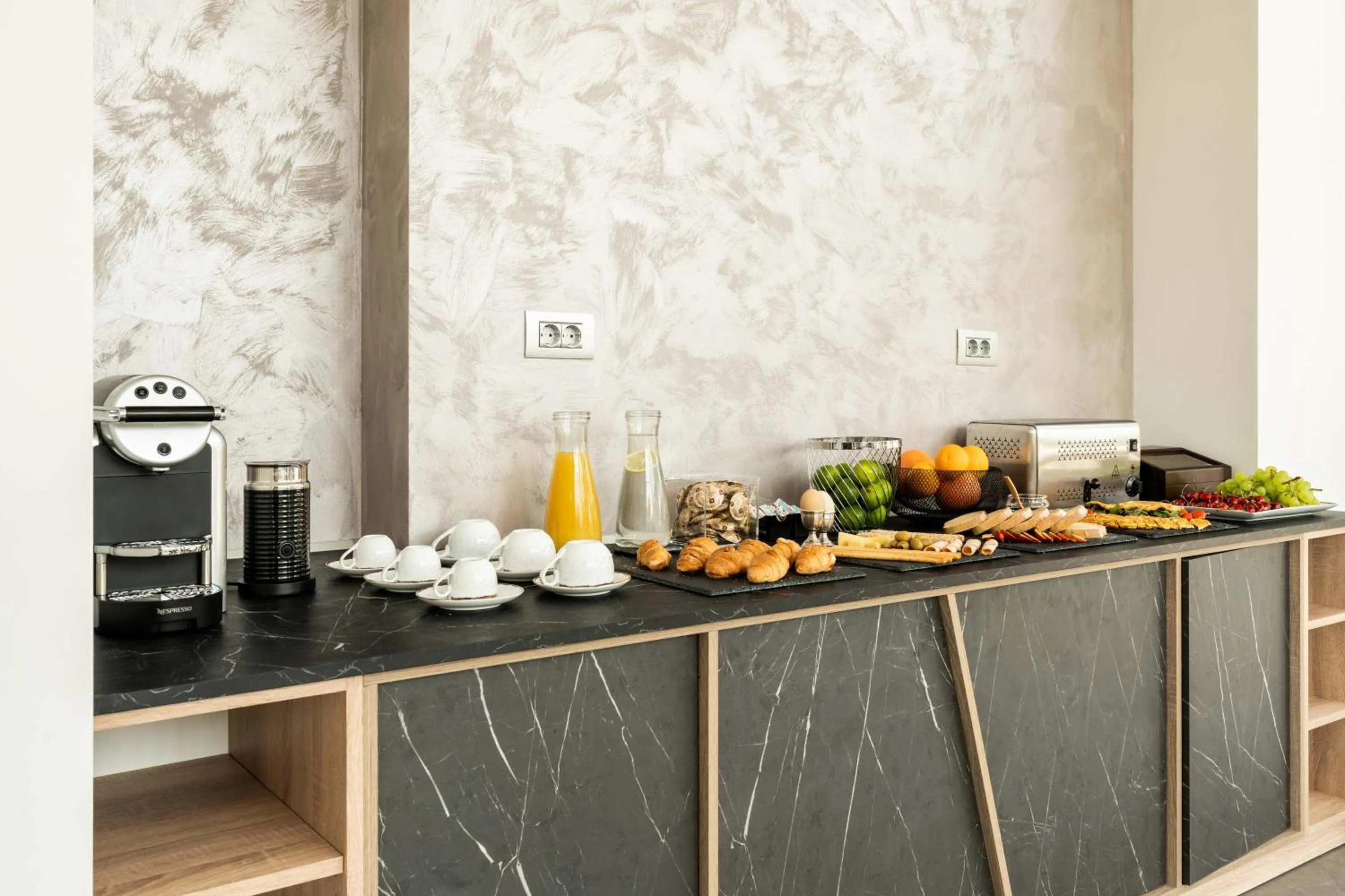 Coffee/tea facilities in Mirabilis Boutique Hotel by Panel Hospitality