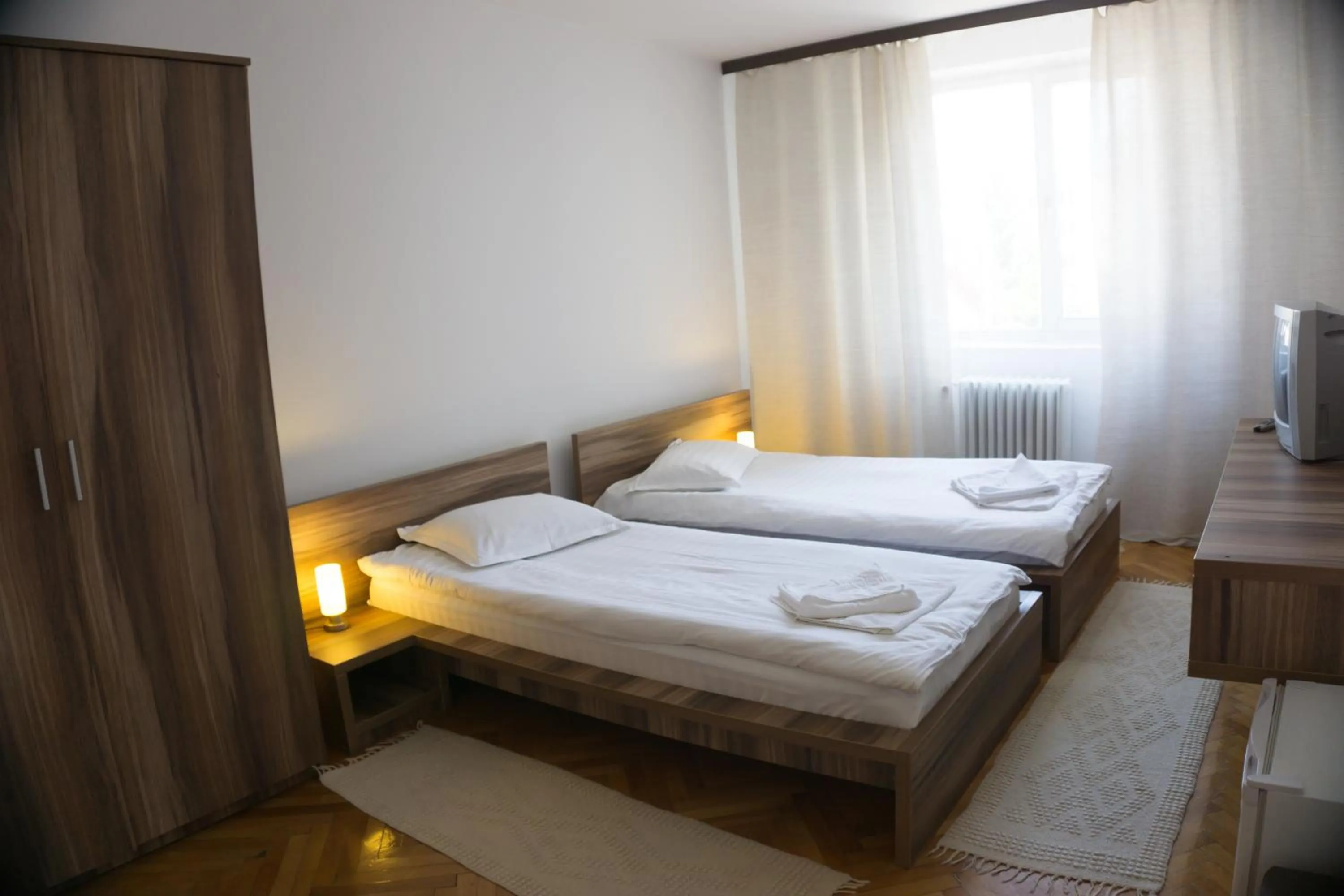 Bedroom, Bed in Hotel Merkur