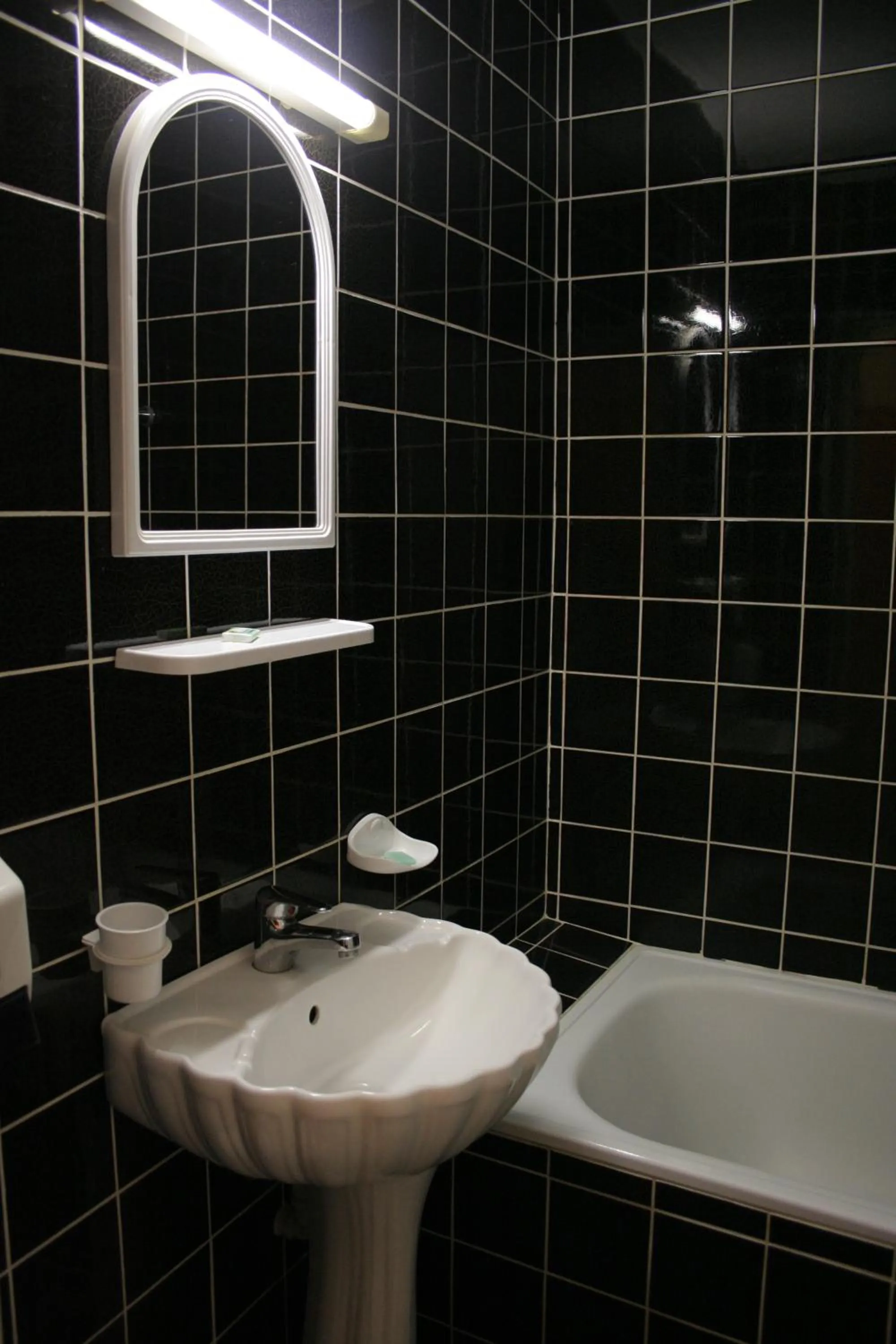 Bathroom in Hotel Merkur