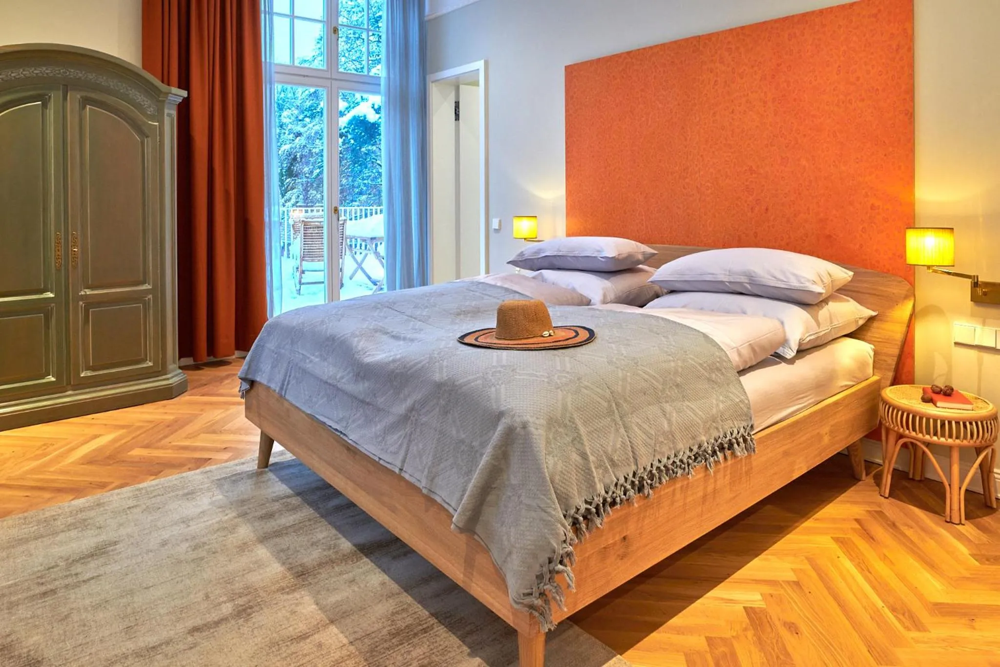 Balcony/Terrace, Bed in Pineblue Villas