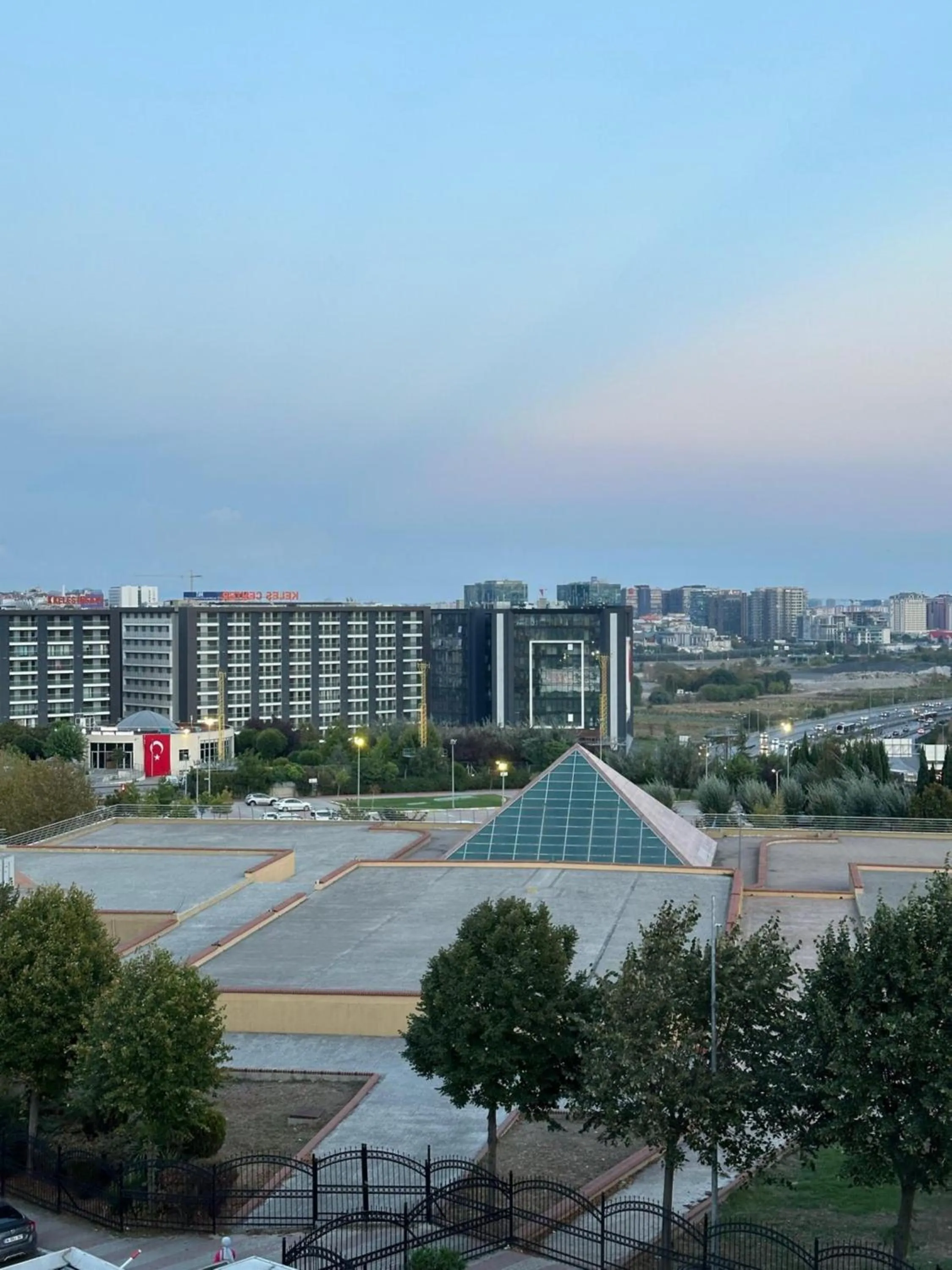 City view in Sahra Airport Hotel