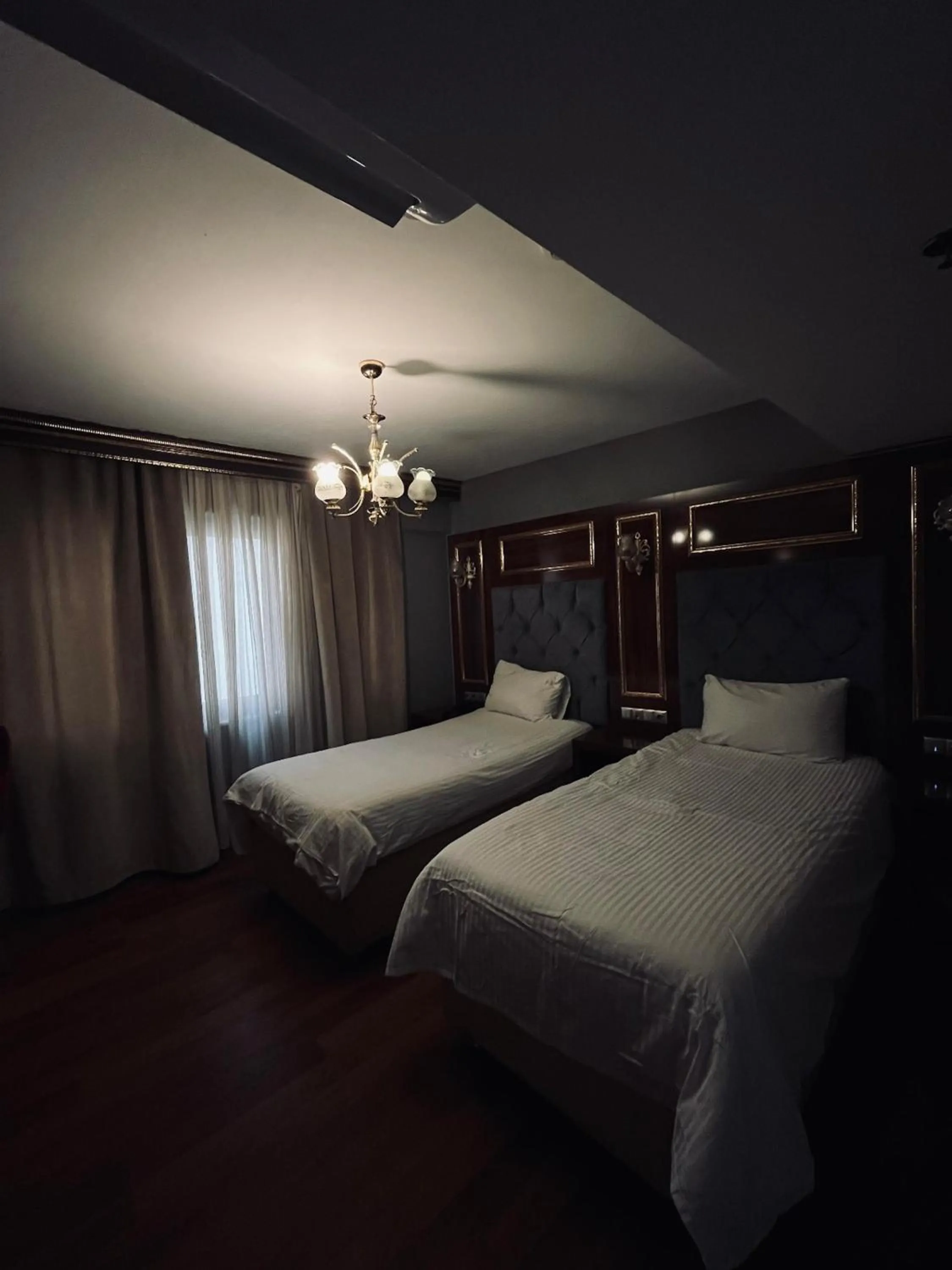 Photo of the whole room, Bed in Sahra Airport Hotel