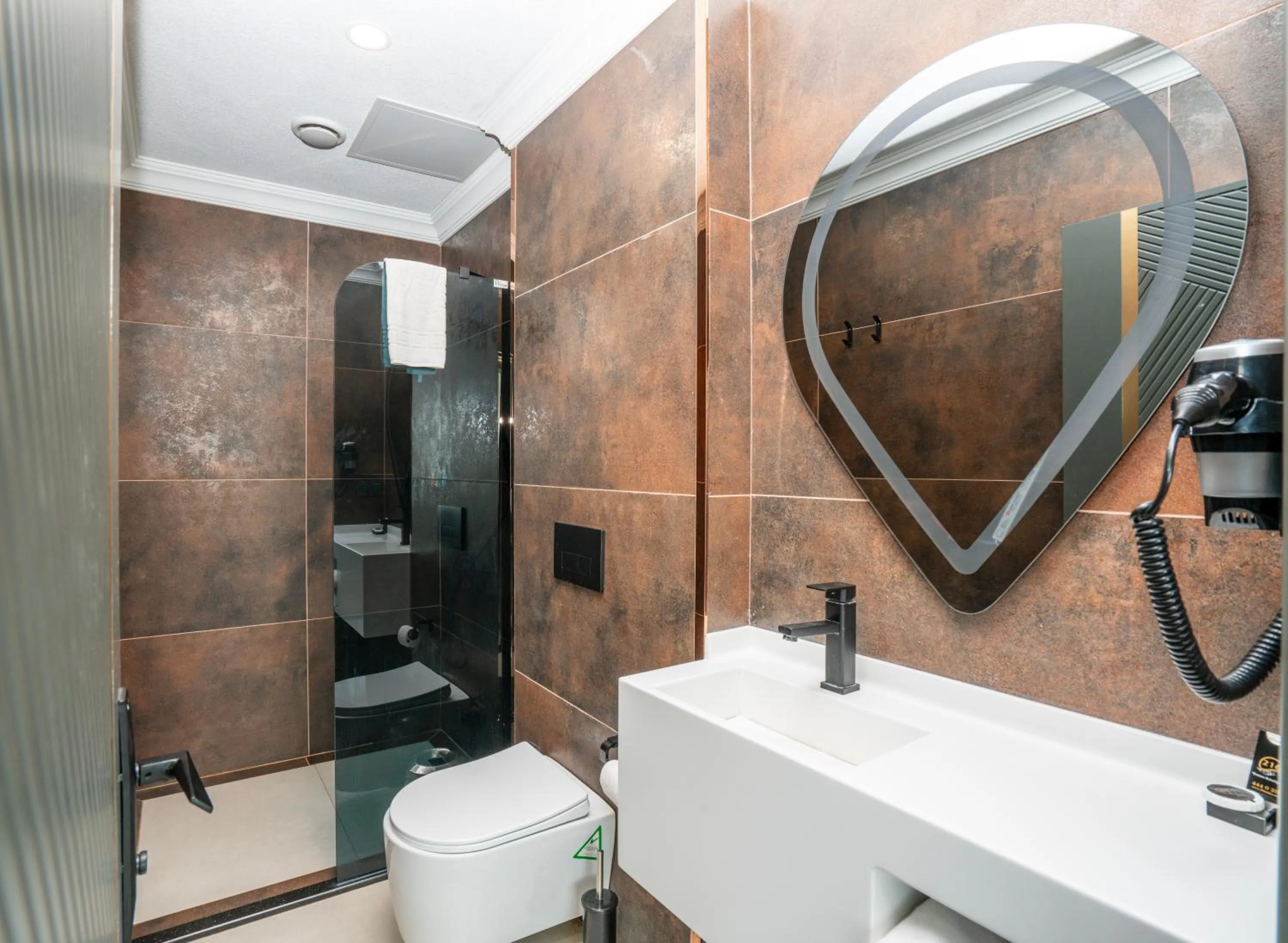 Bathroom in 216 Ruby Suite