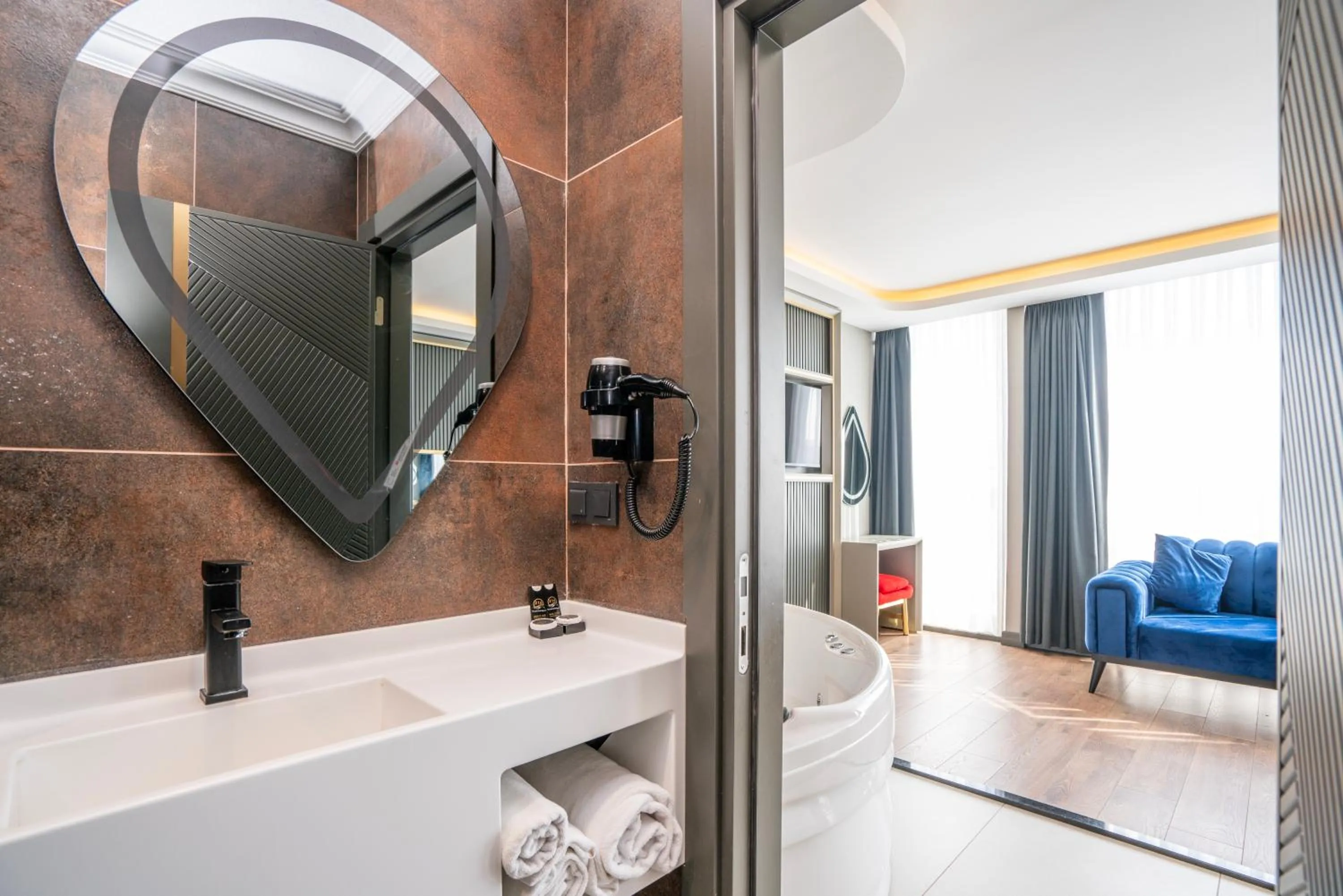 Bathroom in 216 Ruby Suite