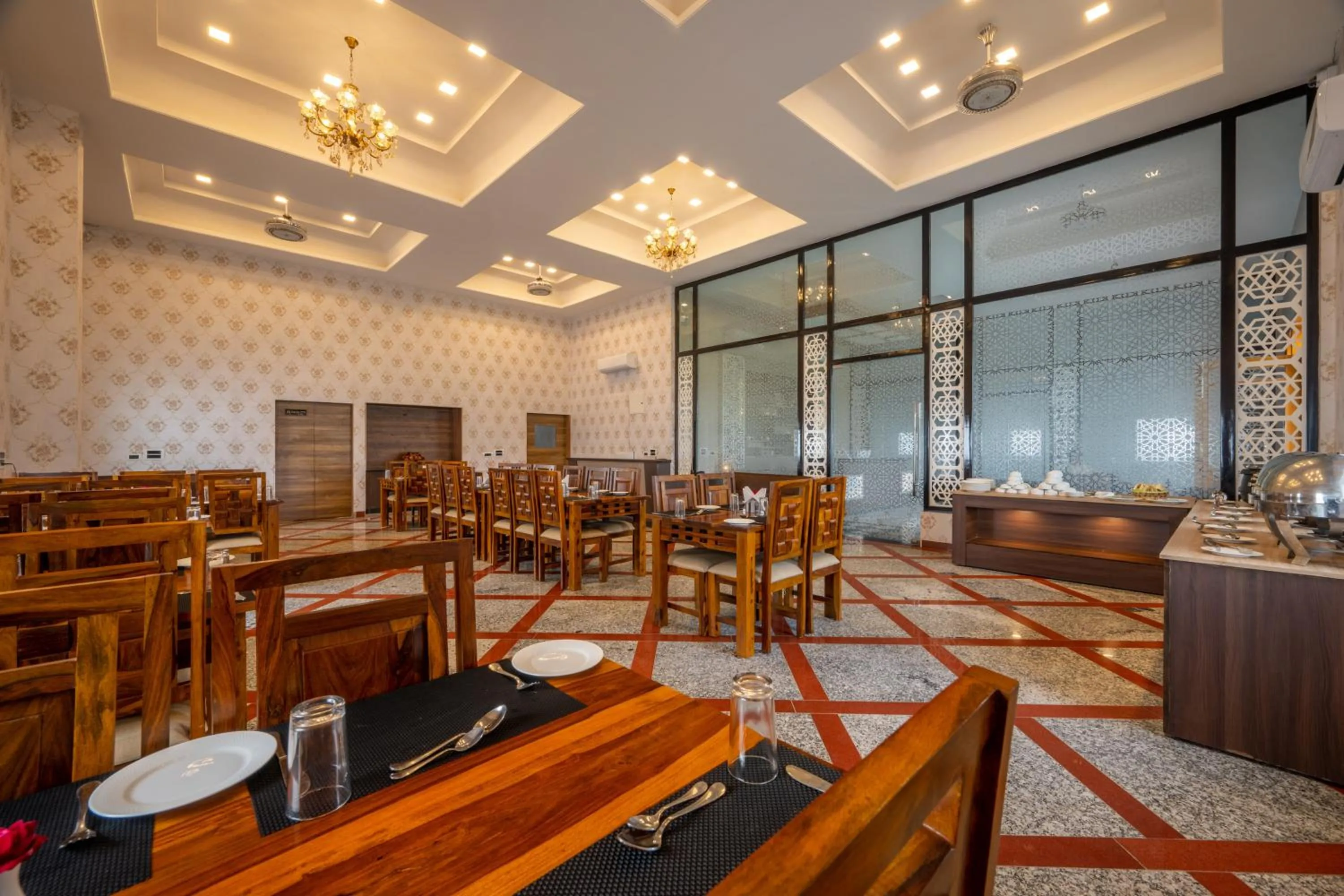 Restaurant/places to eat in Hukamgarh - A Luxury Boutique Resort