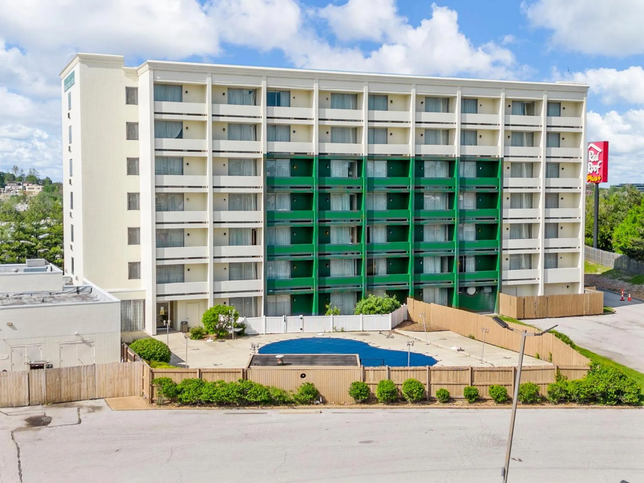 Property building in Forest Park Hotel