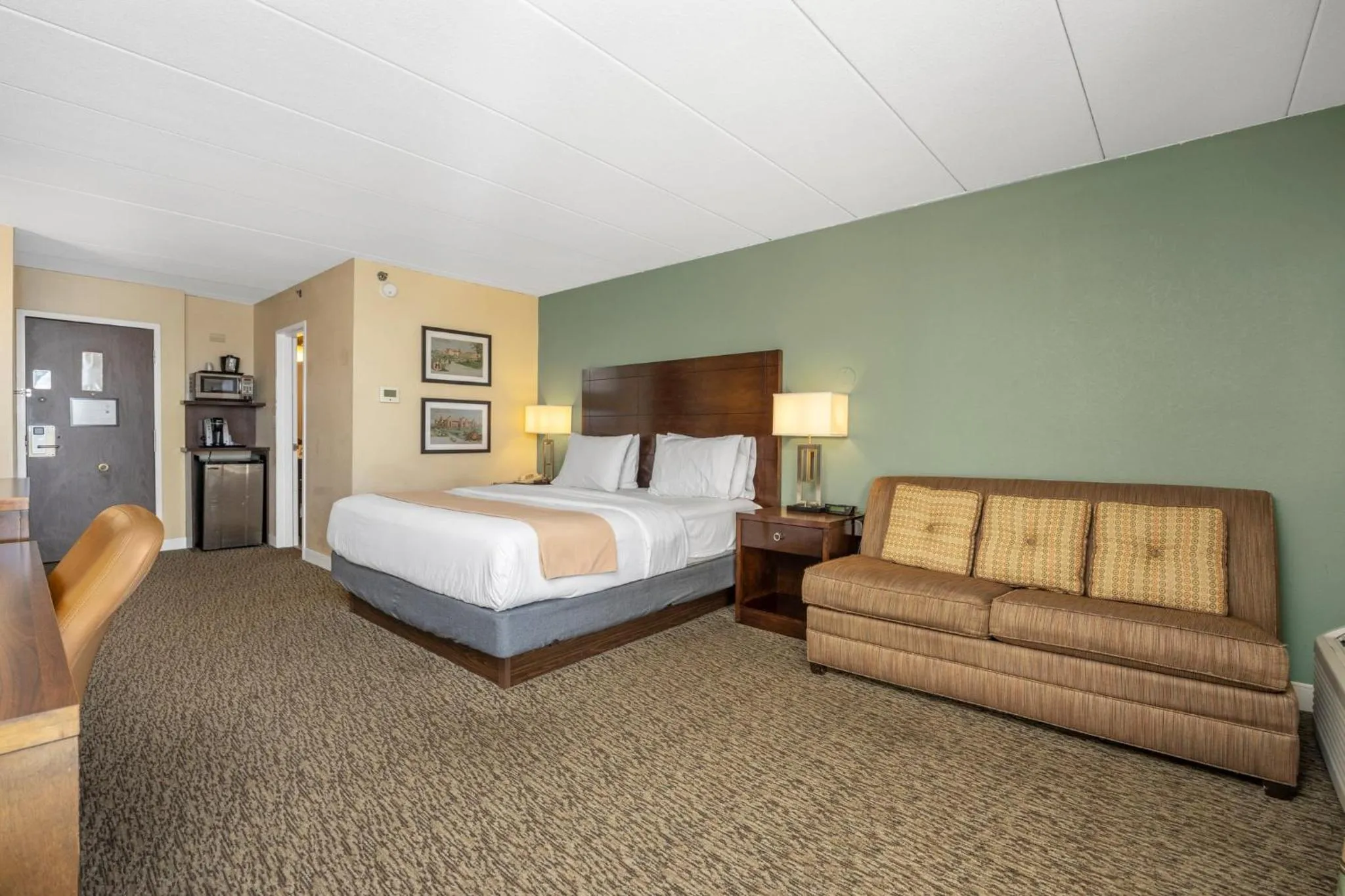 Photo of the whole room, Bed in Forest Park Hotel