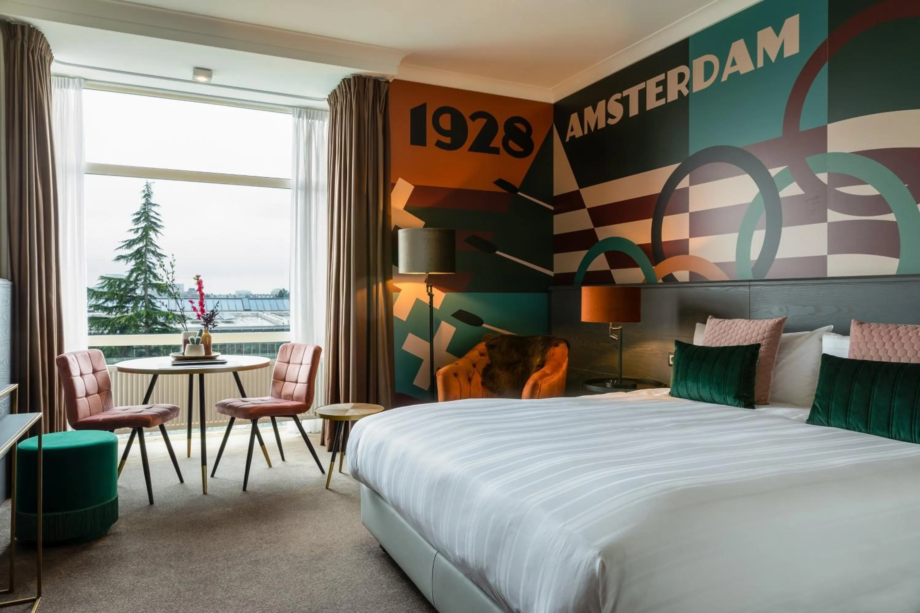 Photo of the whole room, Bed in Apollo Hotel Amsterdam, a Tribute Portfolio Hotel