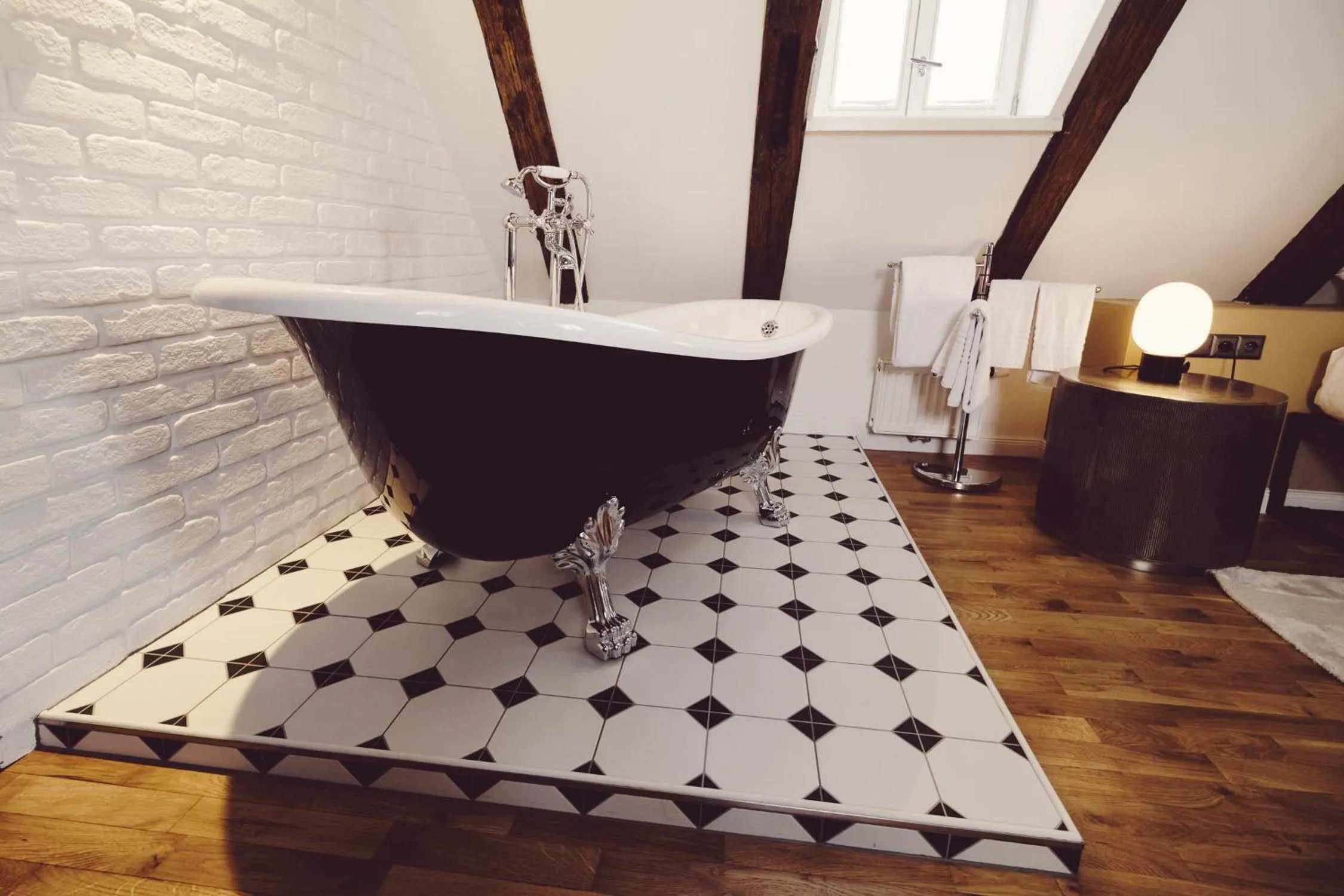 Bath, Bed in Domus Balthasar Boutique Hotel