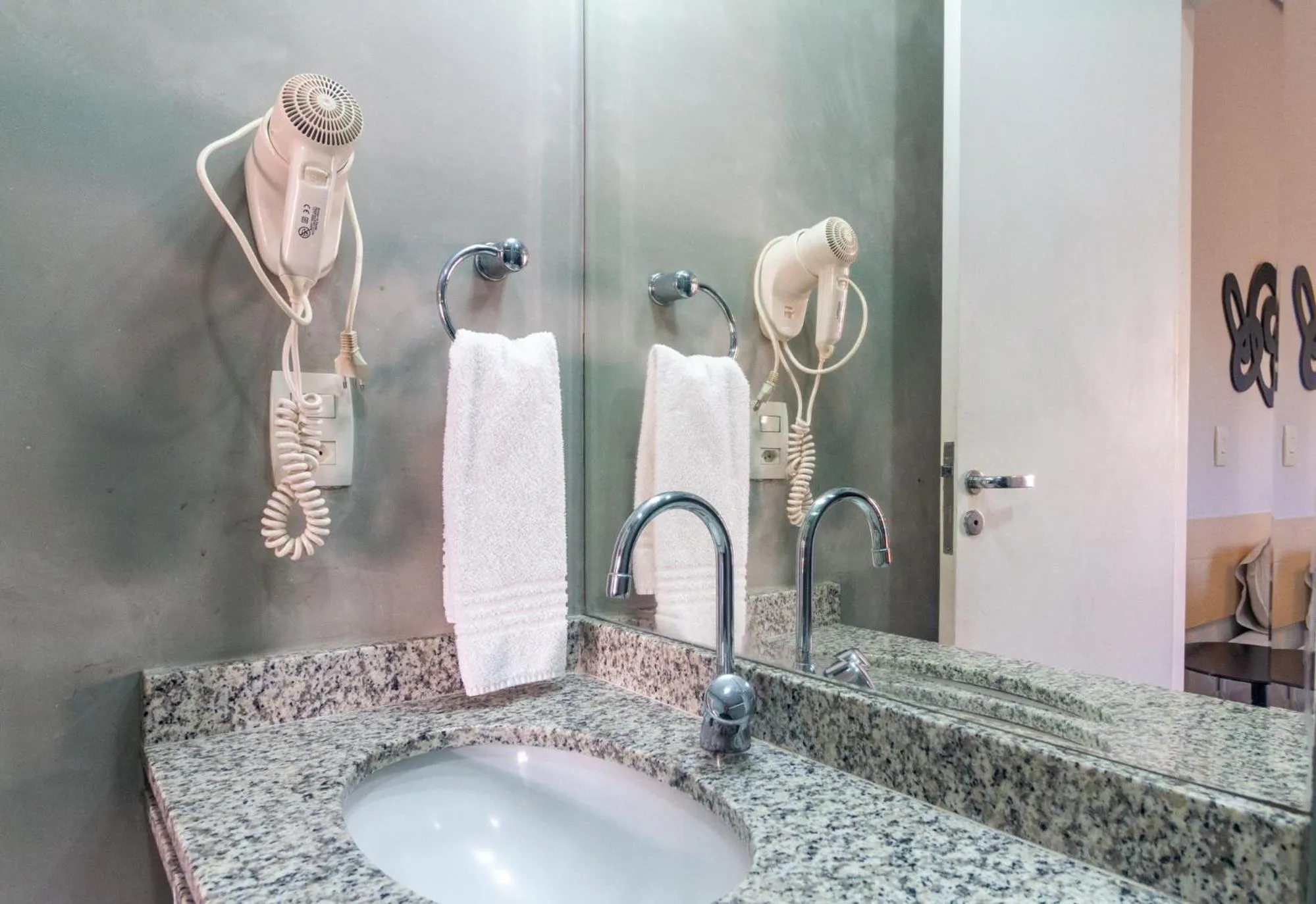 Bathroom in Higienópolis The Standard Residence
