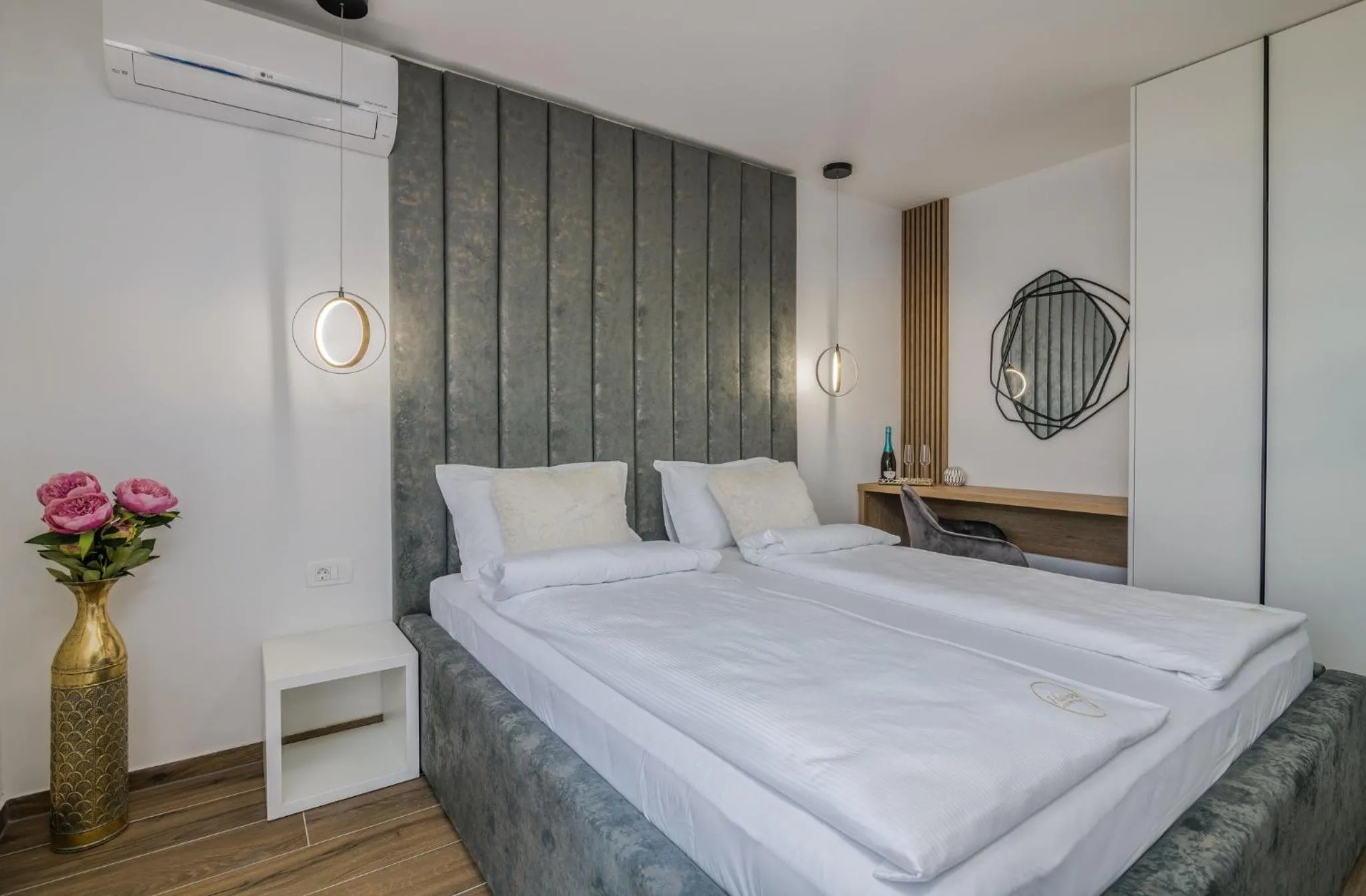 Bed in Harmony Luxury Villa