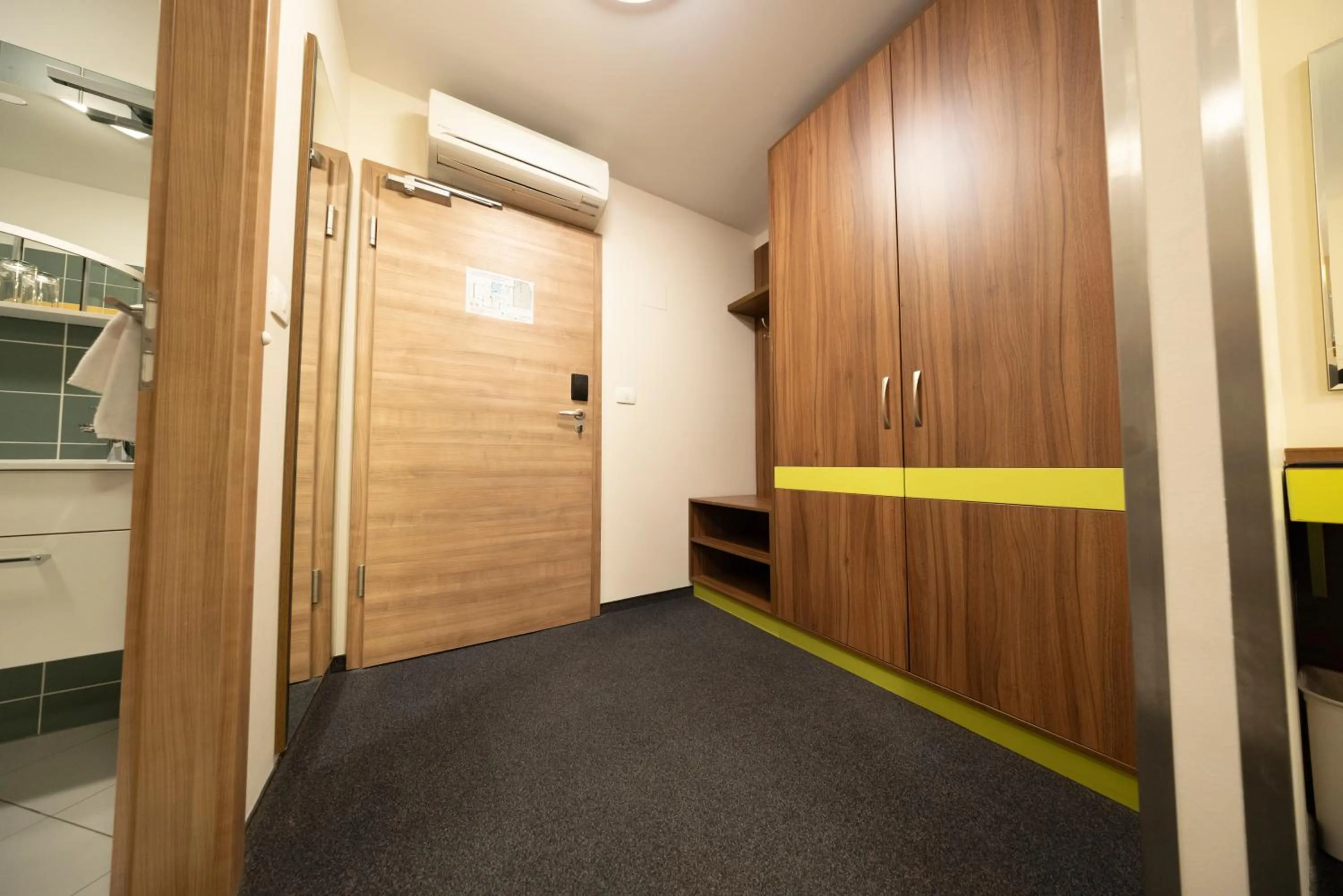 Primus Hotel & Apartments