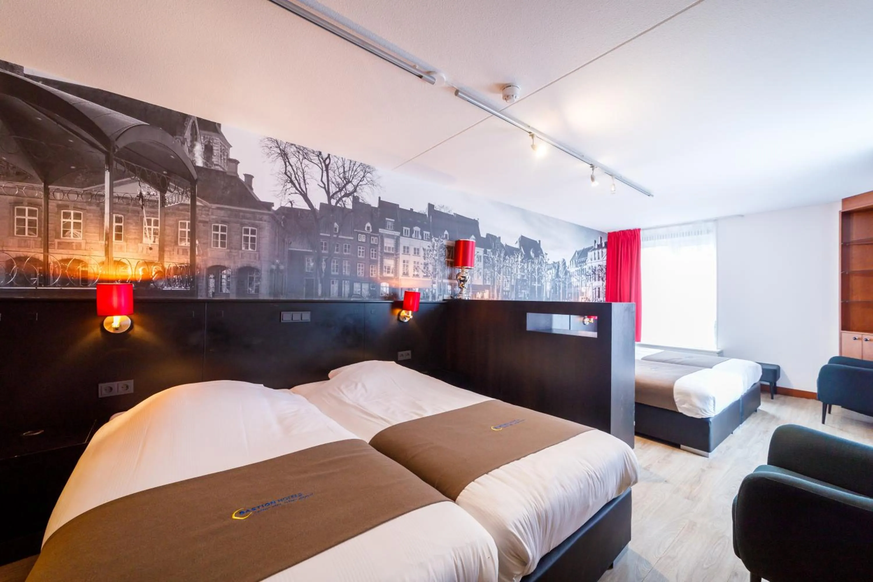 Bedroom, Bed in Bastion Hotel Maastricht Centrum