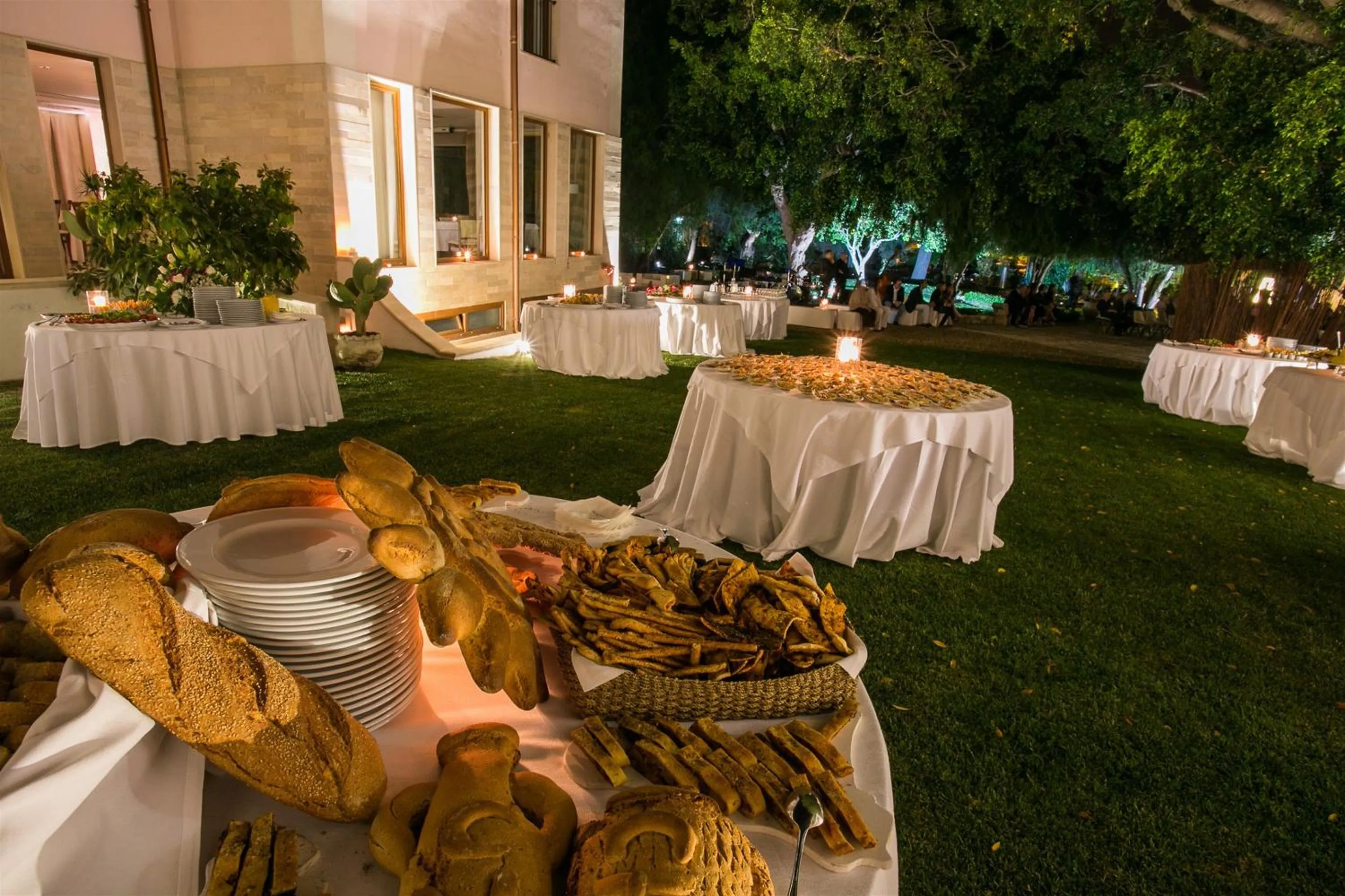 Night in Hotel Parco delle Fontane