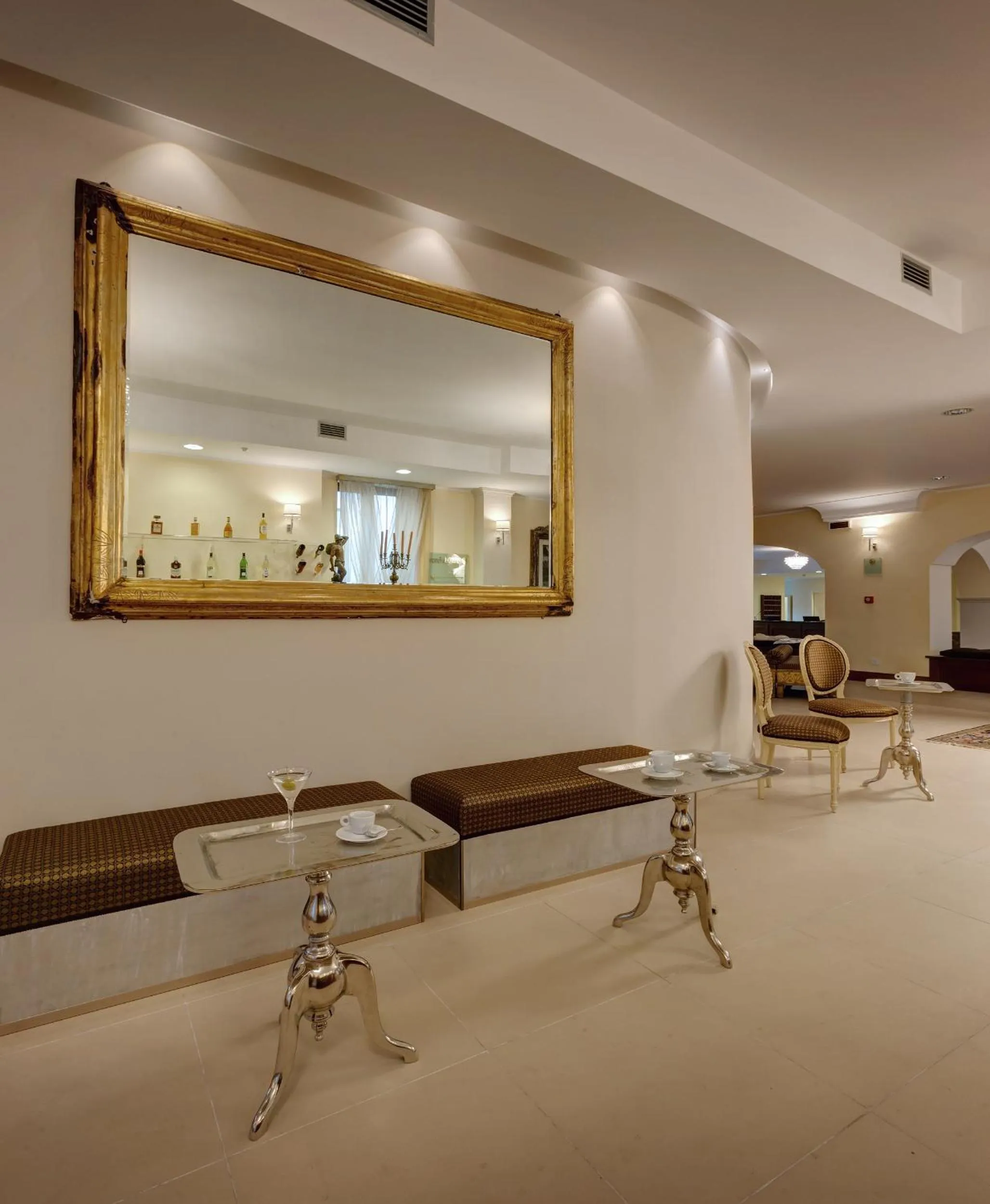 Lounge or bar in Hotel Parco delle Fontane
