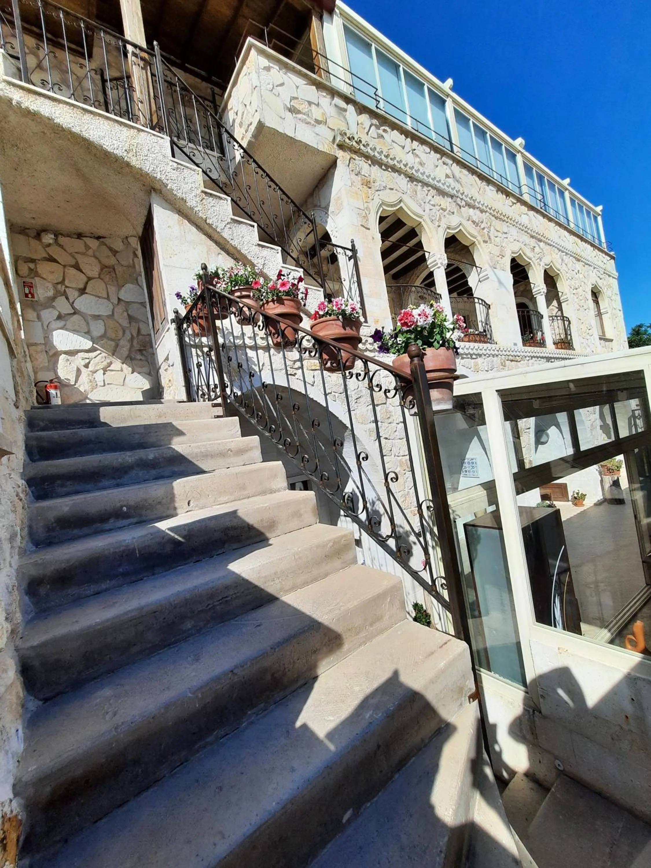 Property building in Hikmet's House