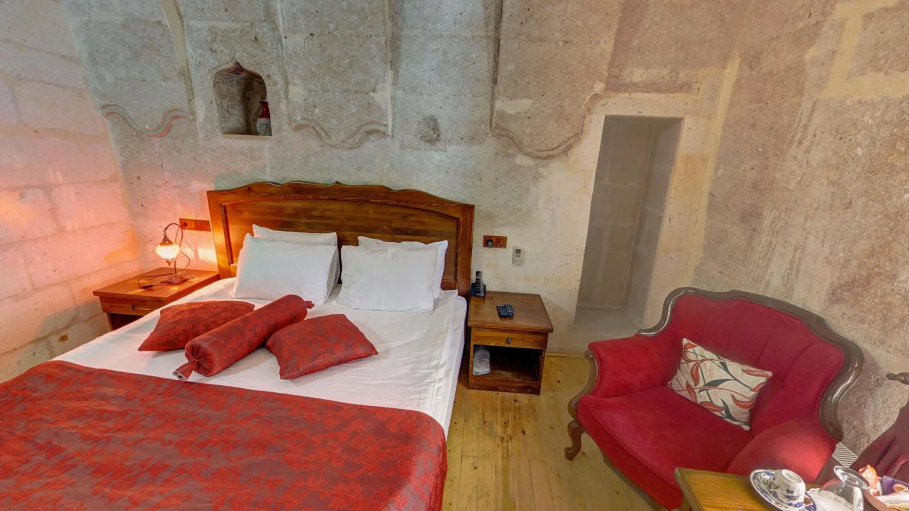 Bedroom, Bed in Hikmet's House