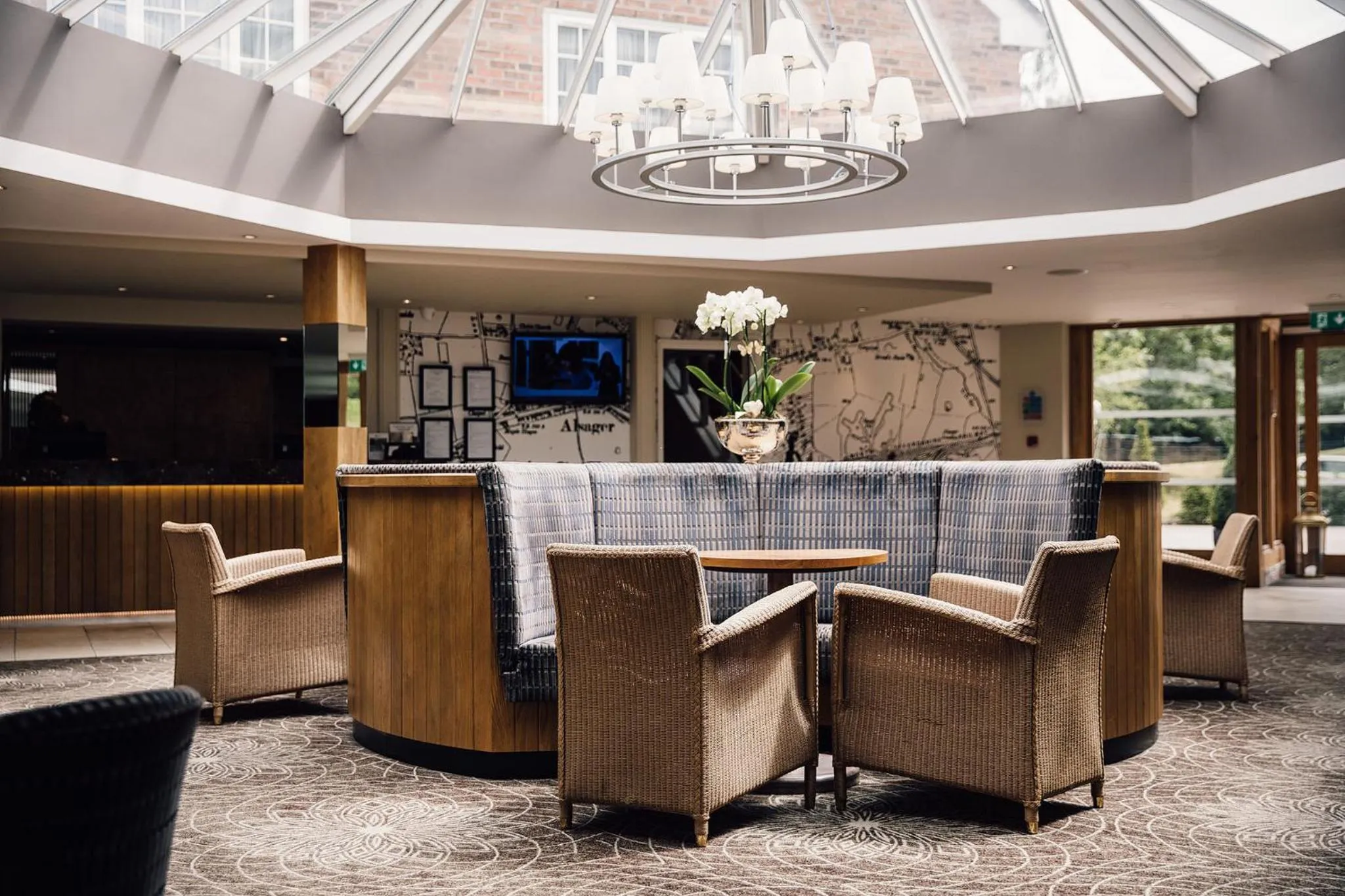 Lobby or reception in Manor House Hotel & Spa, Alsager