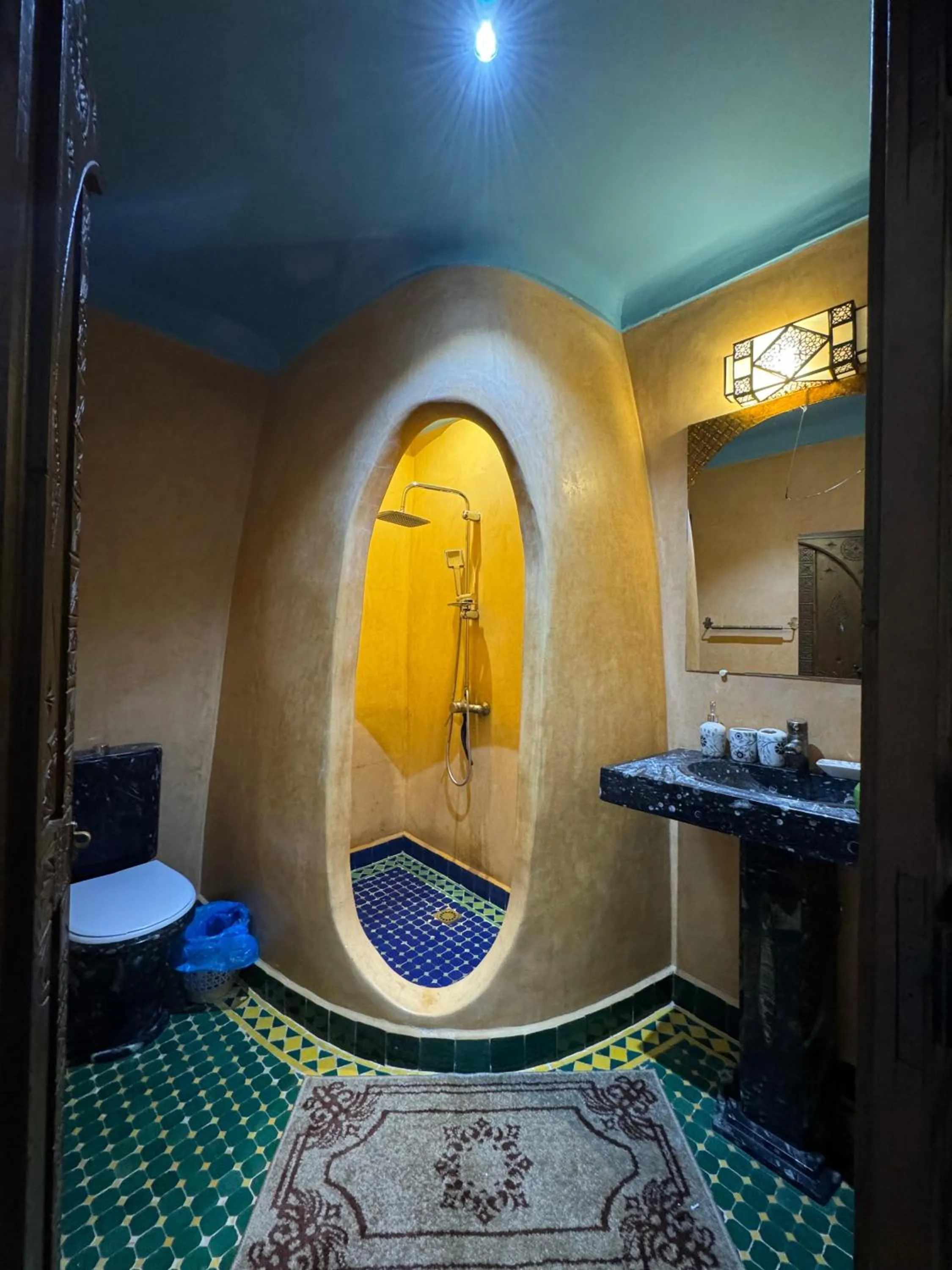Bathroom, Bed in Riad Jnane Imlil