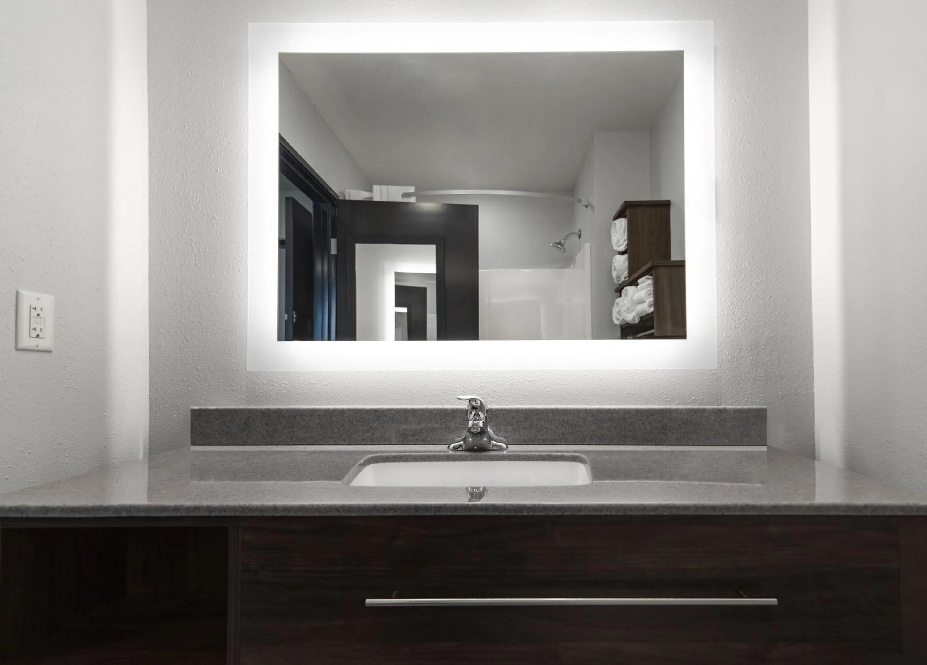 Bathroom in My Place Hotel-East Moline/Quad Cities, IL