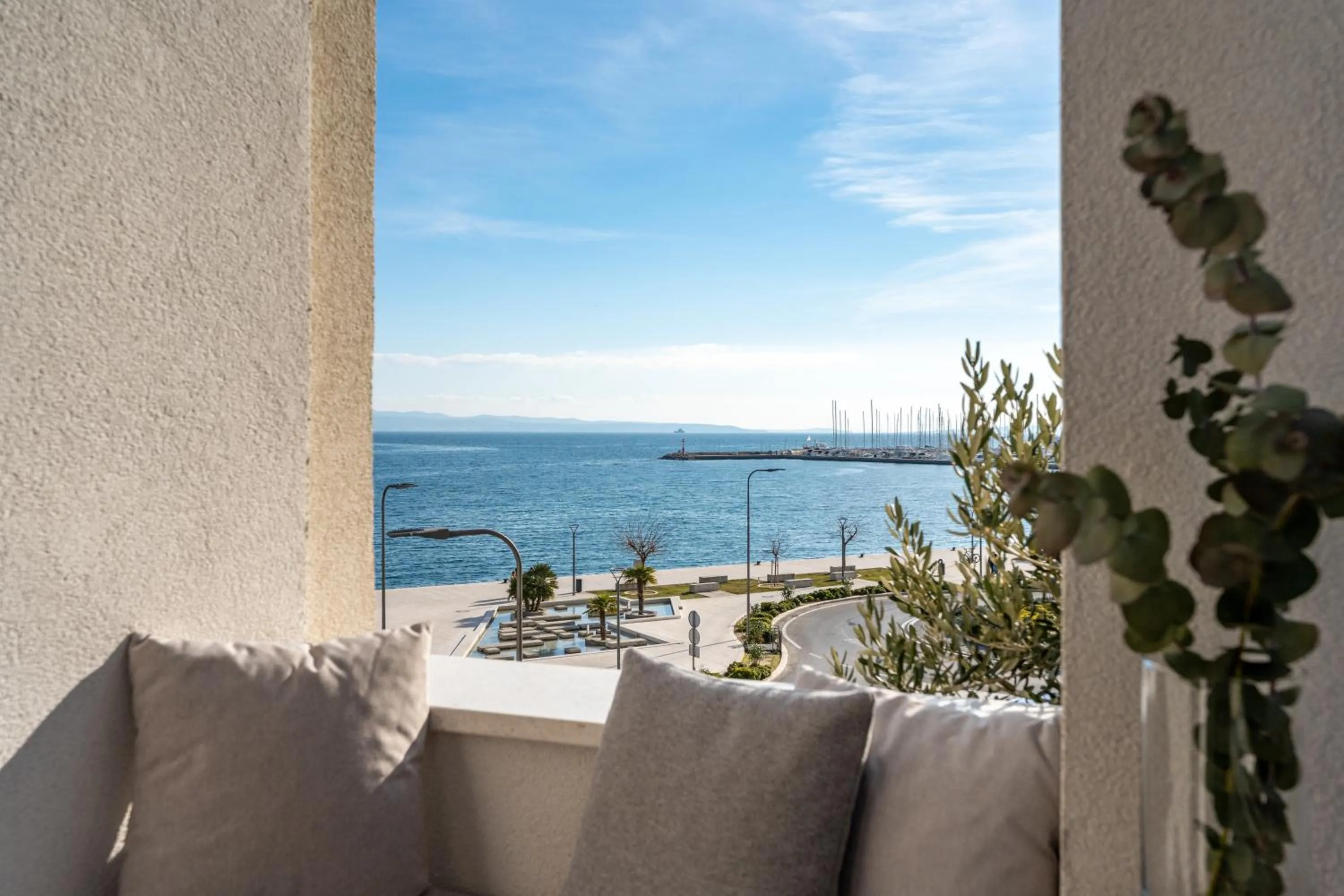 Architect's seafront flat