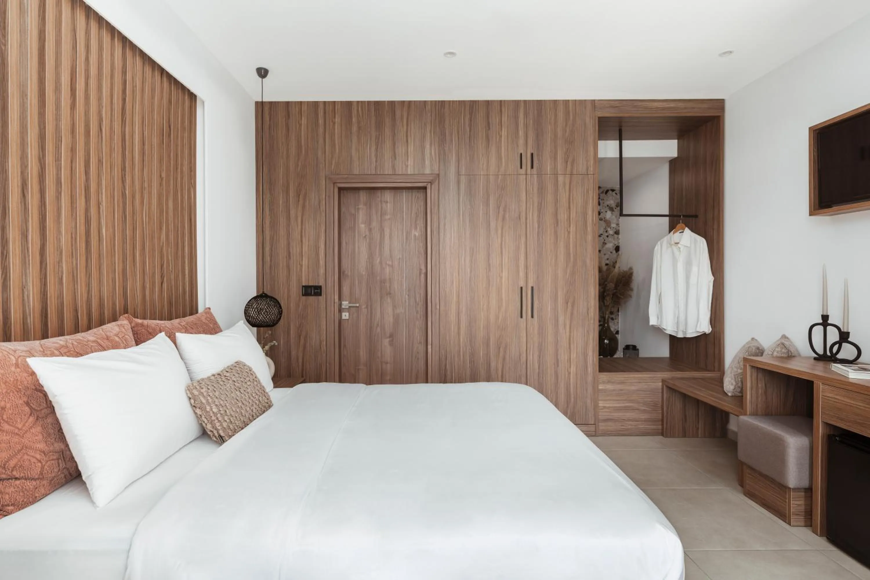 Bedroom, Bed in Verano Afytos Hotel