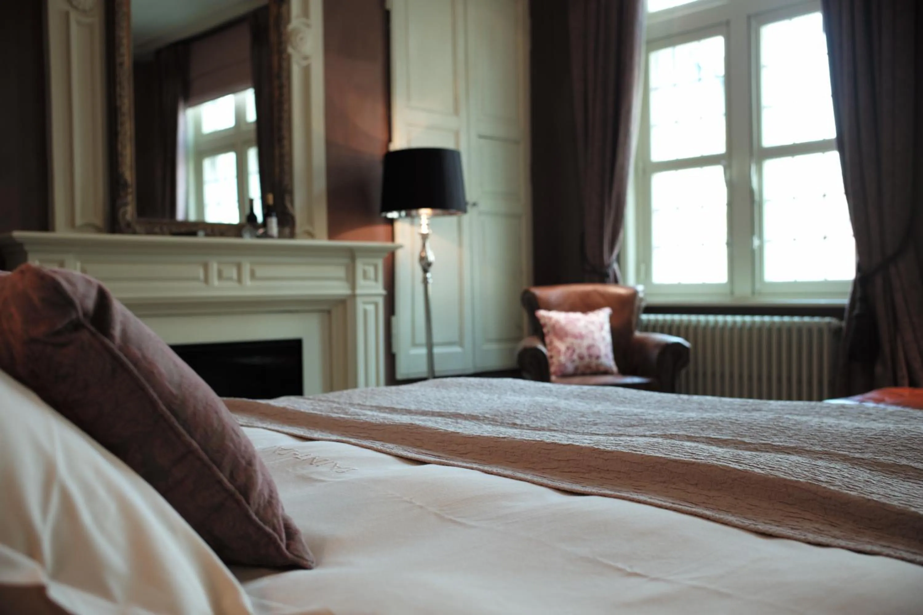 Bed in B&B Saint-Sauveur Bruges